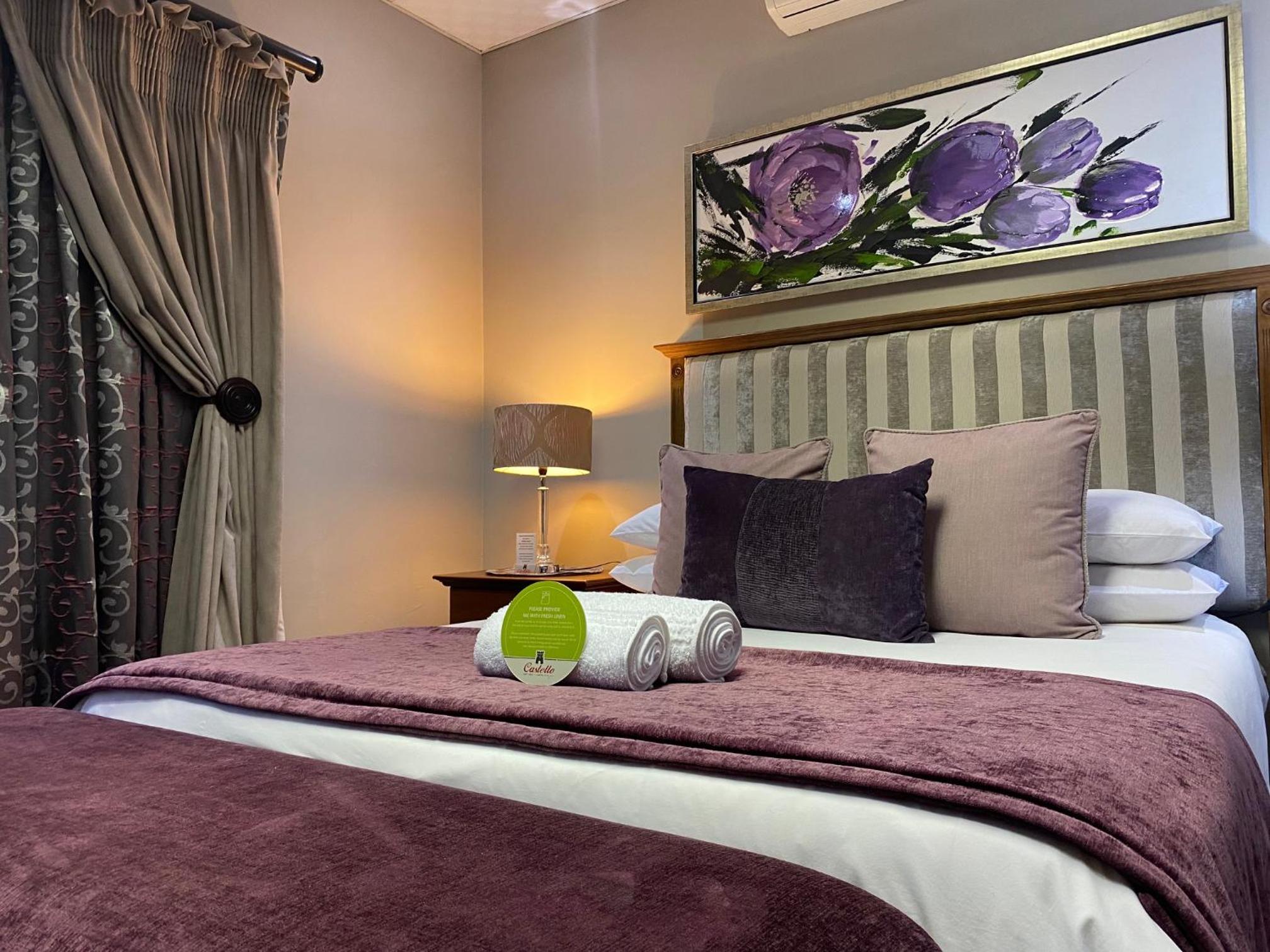 Double Room with Pool View photo 1