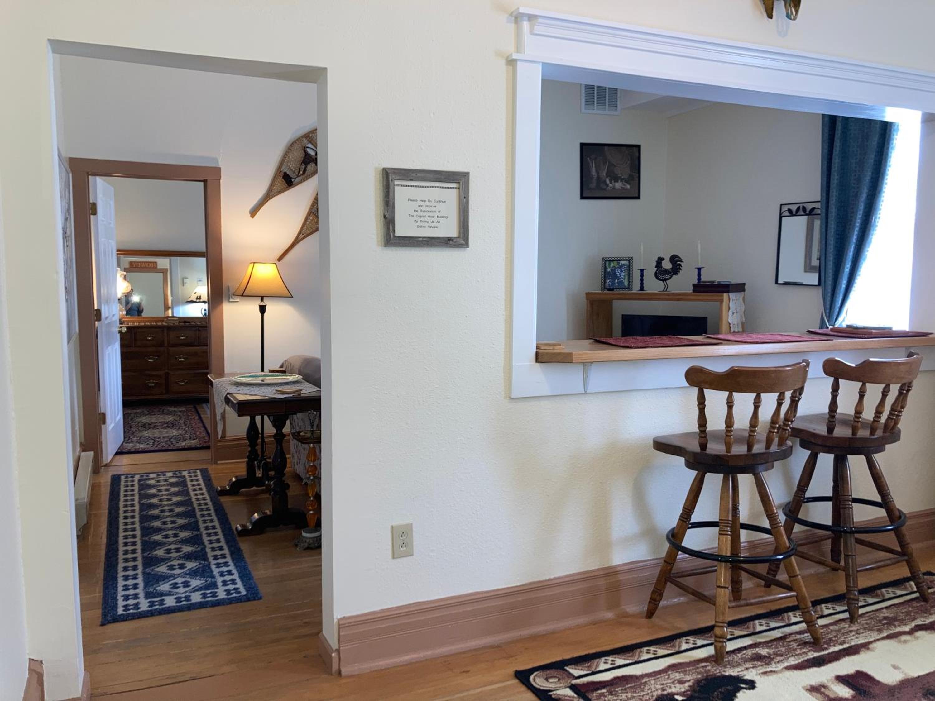Classic One-Bedroom Apartment with King Bed