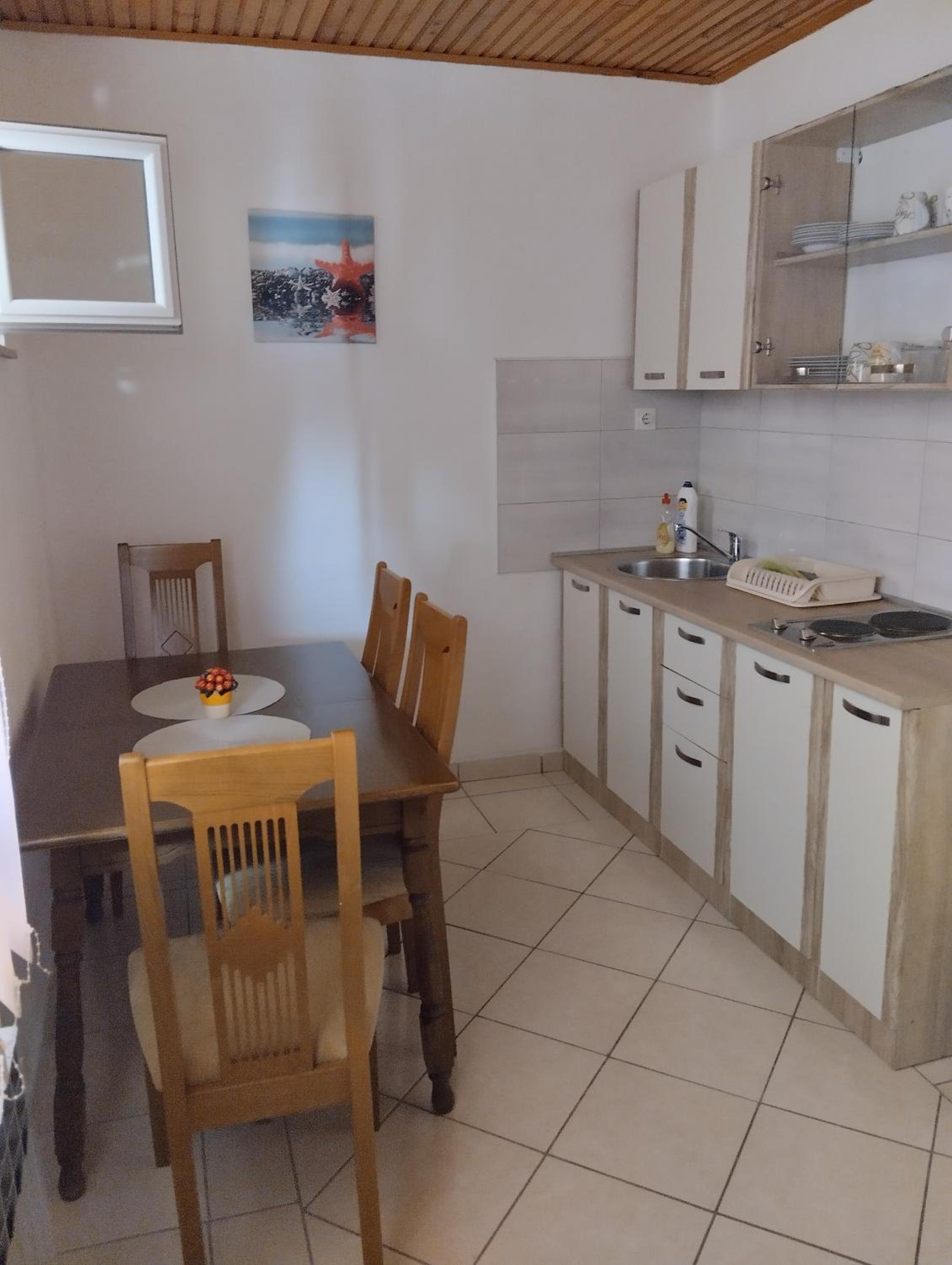Apartment - Photo 9