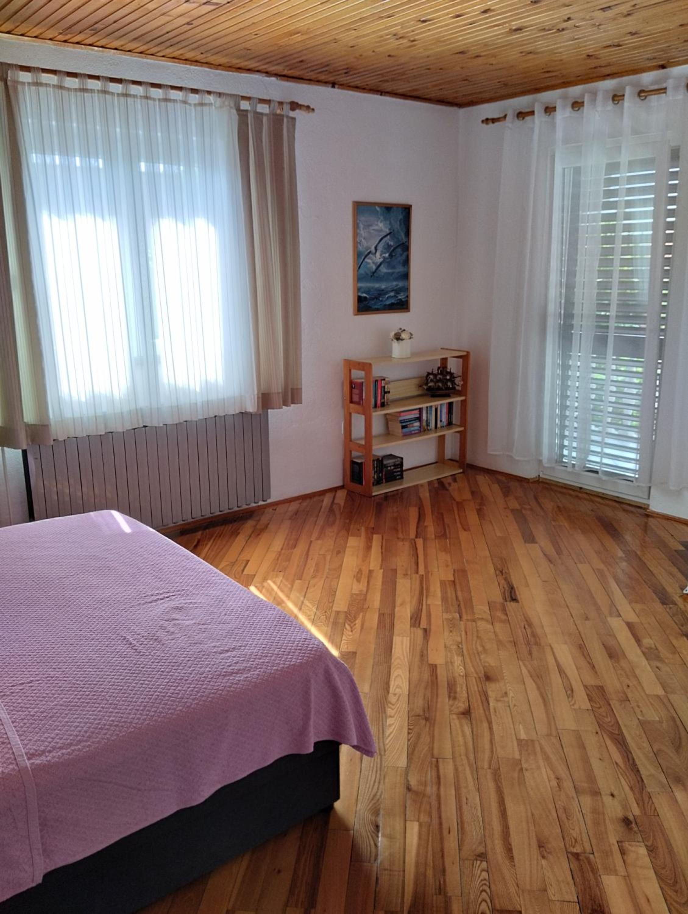 Apartment - Photo 10