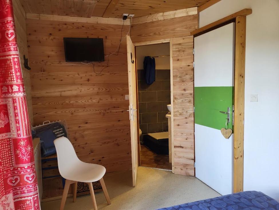Double Room with Private Bathroom - Photo 5