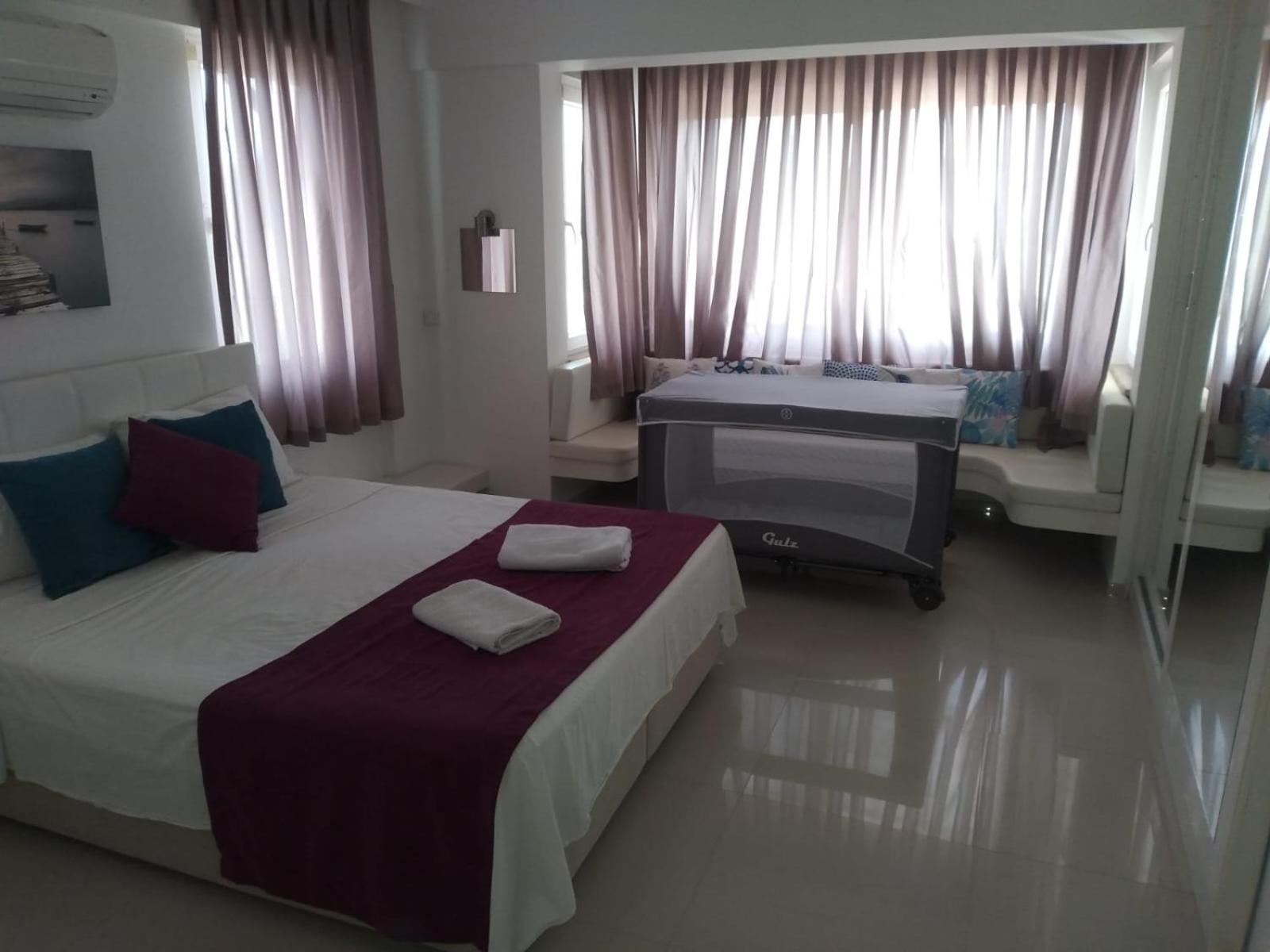 Three-Bedroom Villa photo 1