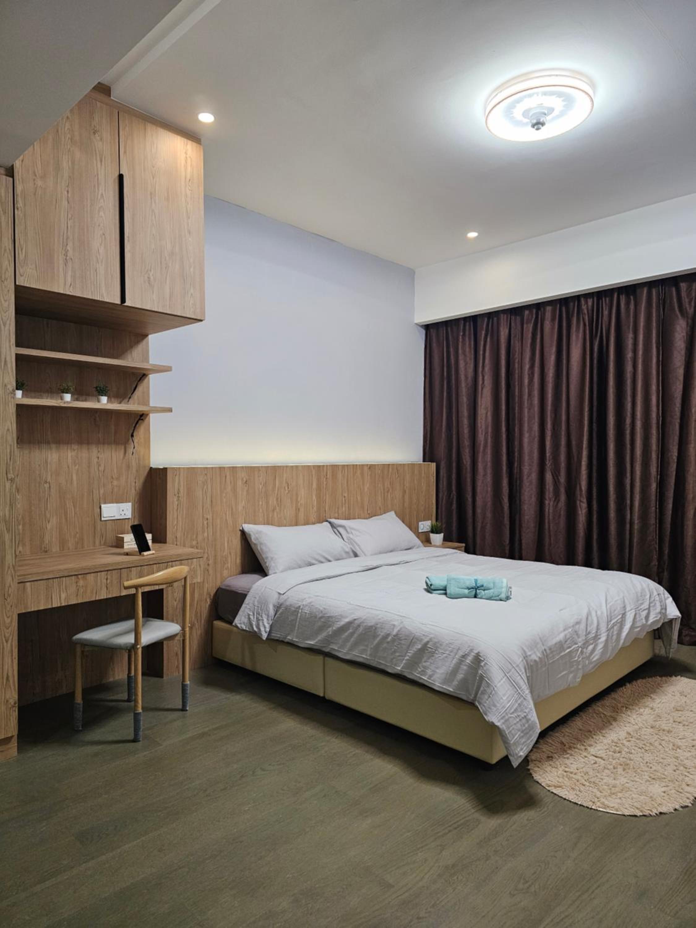 One-Bedroom Apartment