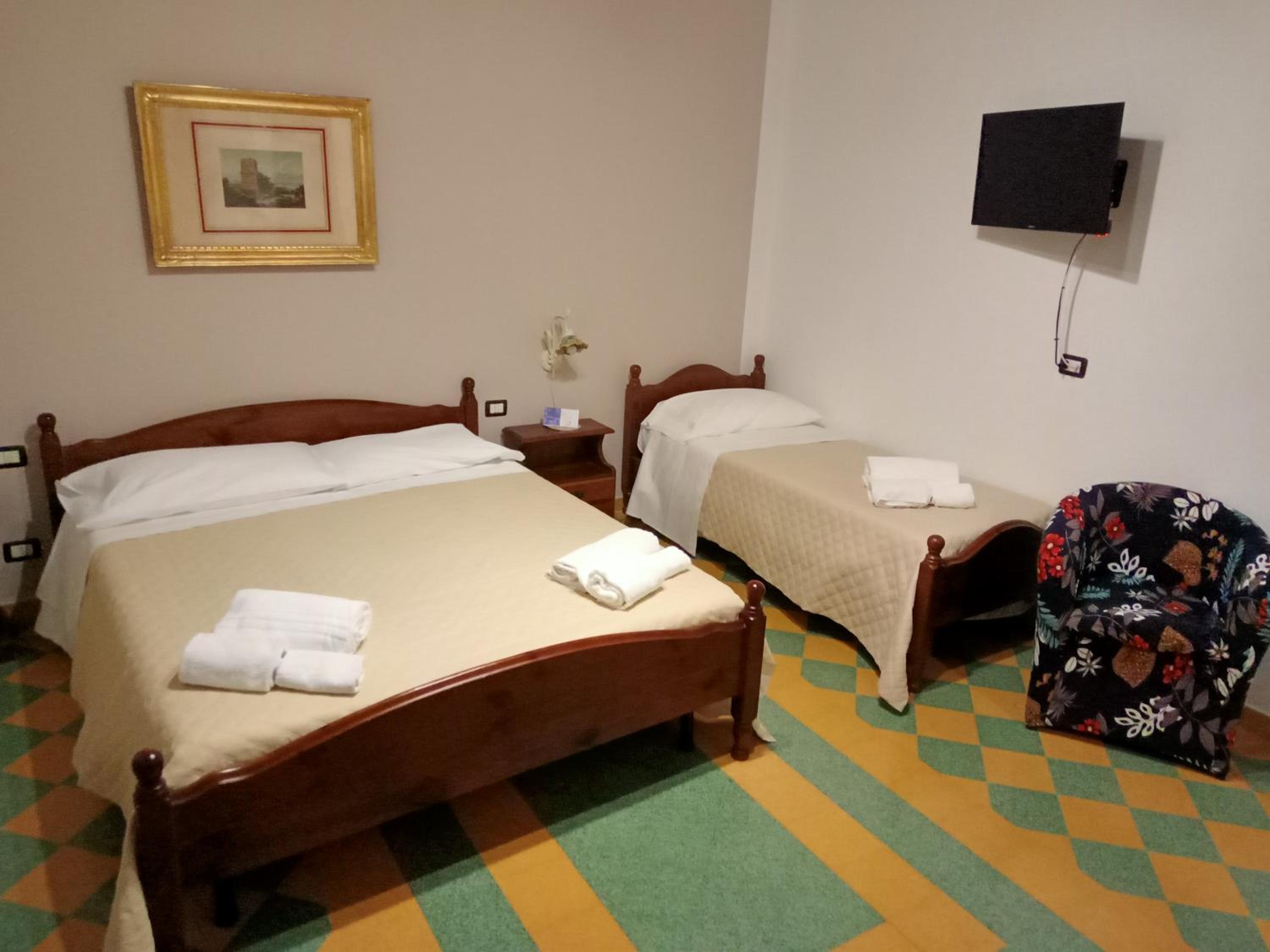 Quadruple Room photo 3