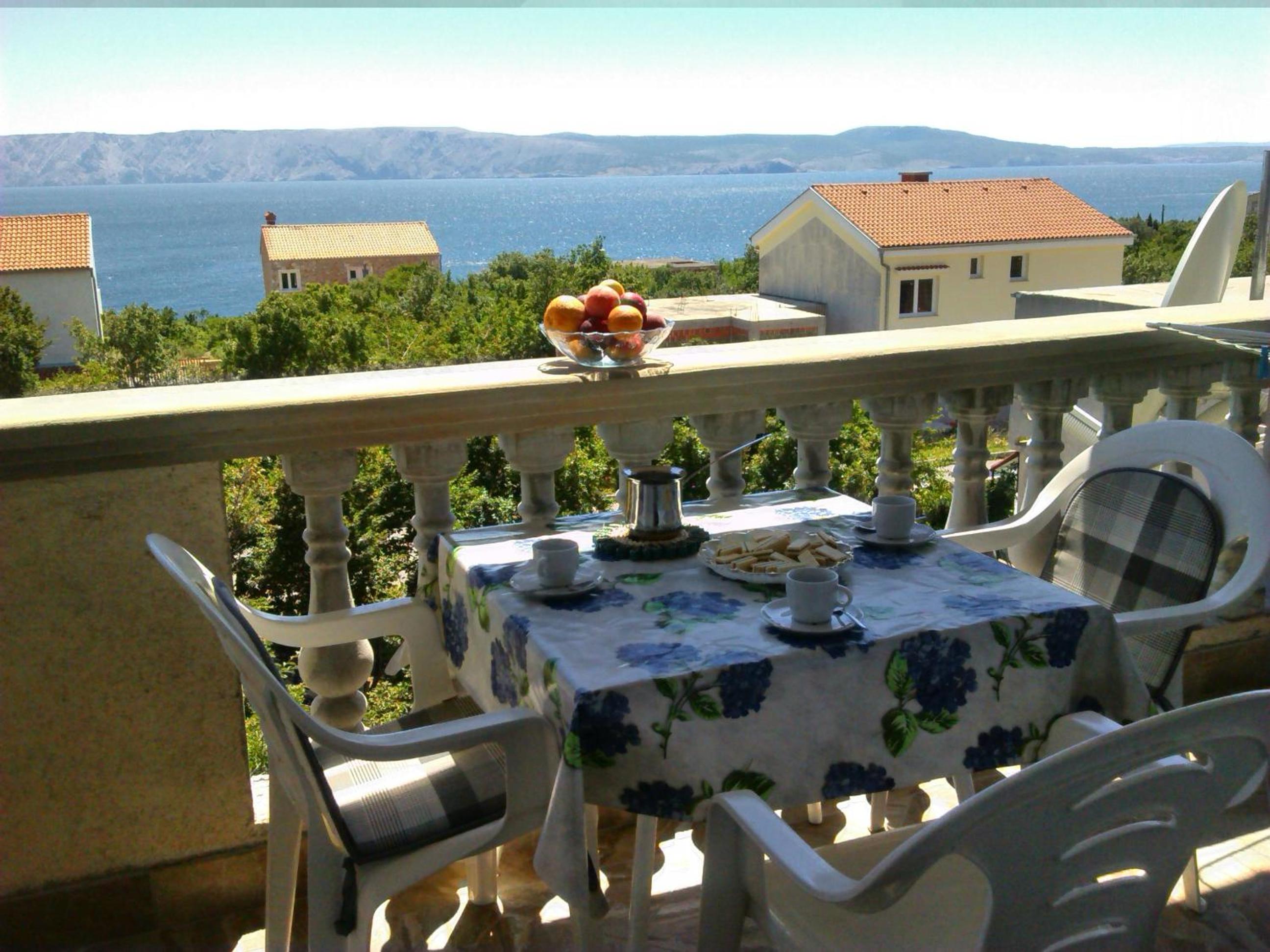 Studio Apartment with Sea View