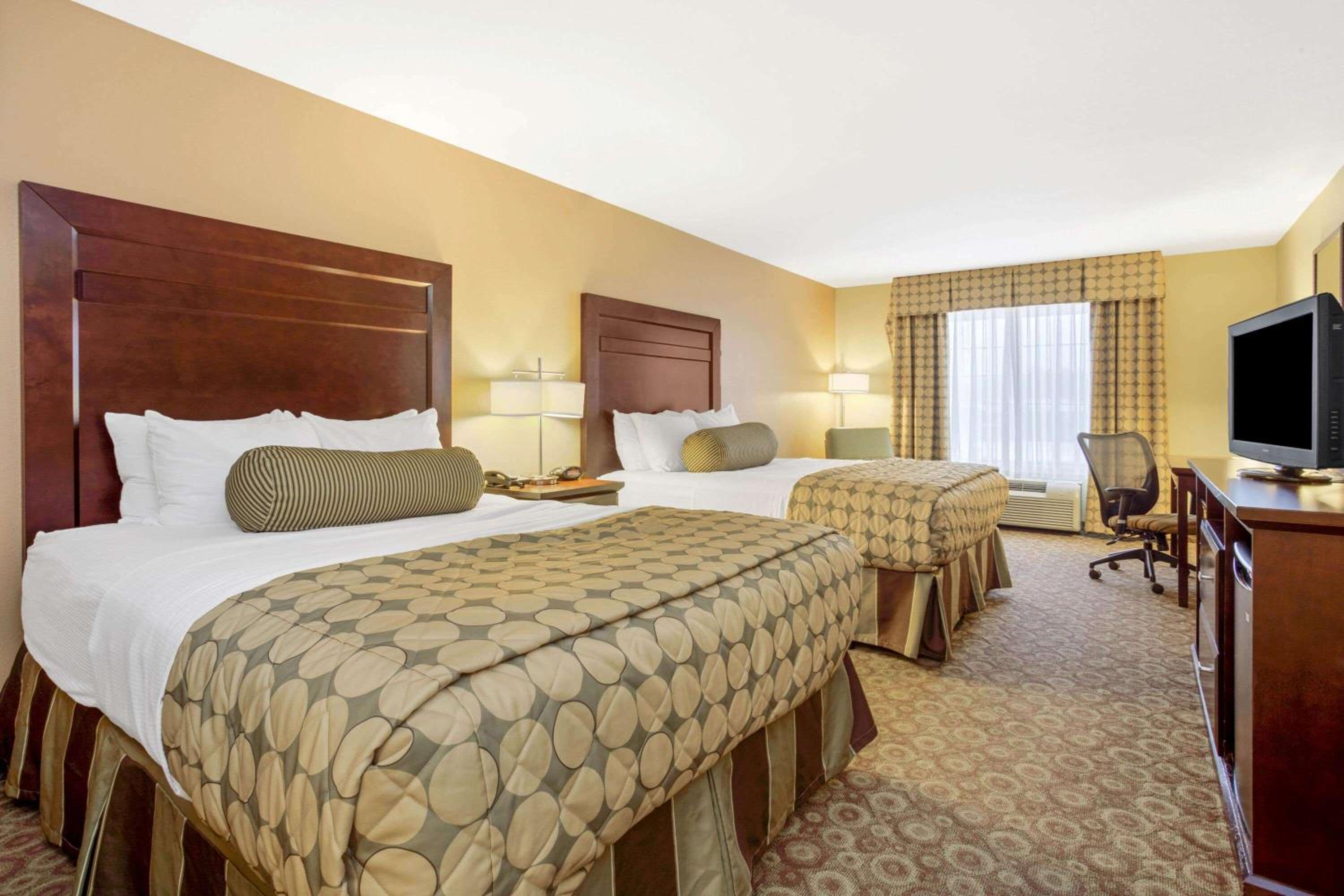 La Quinta by Wyndham Dickinson