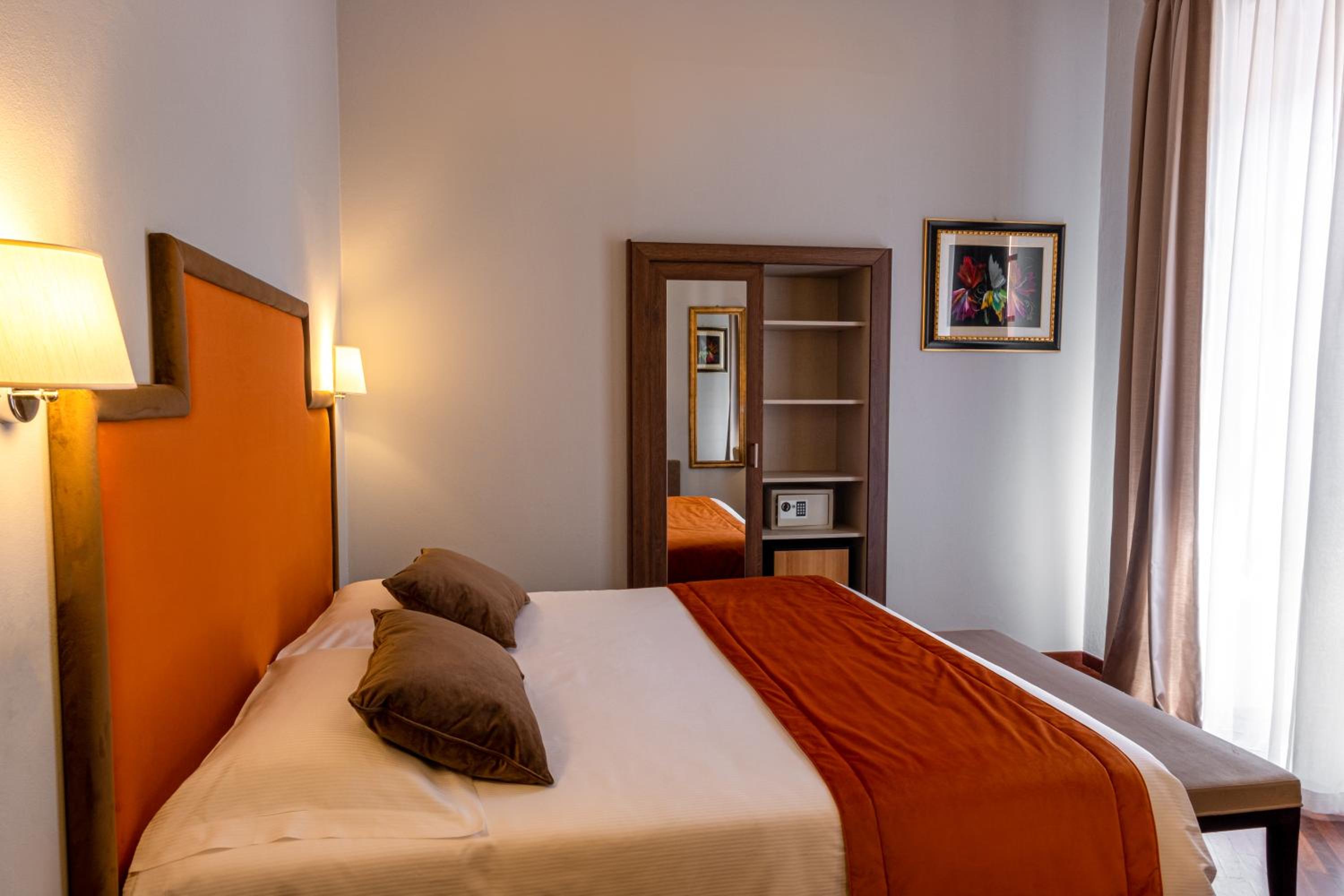 Junior Suite - Photo 1