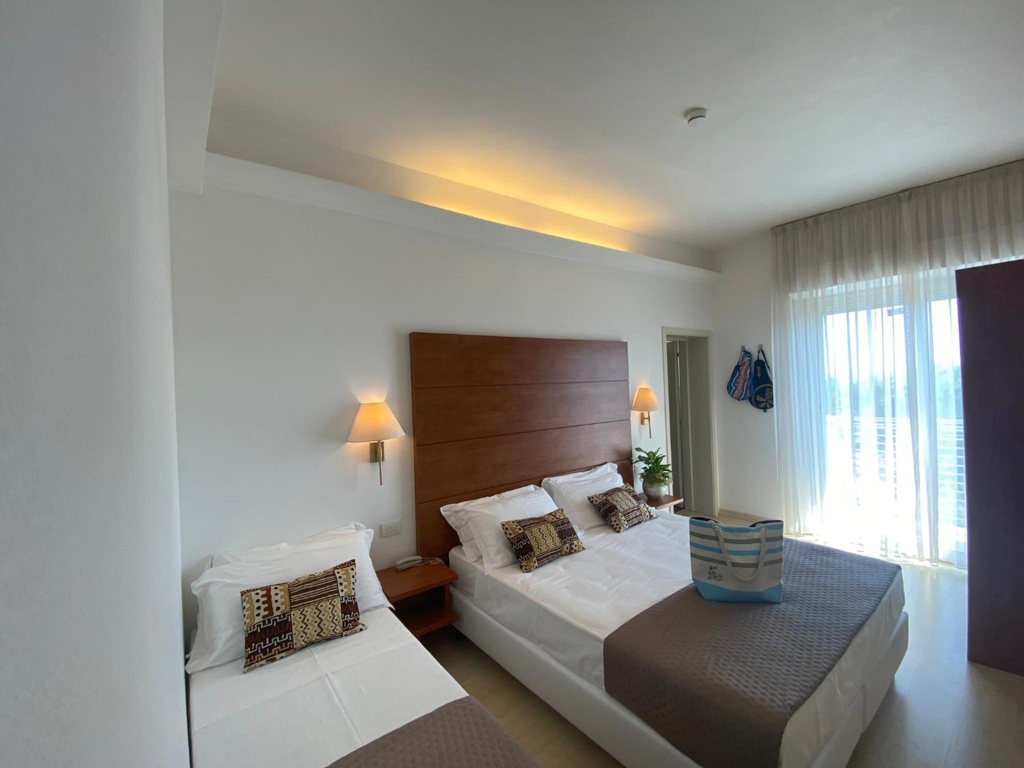 Superior Triple Room - Photo 15