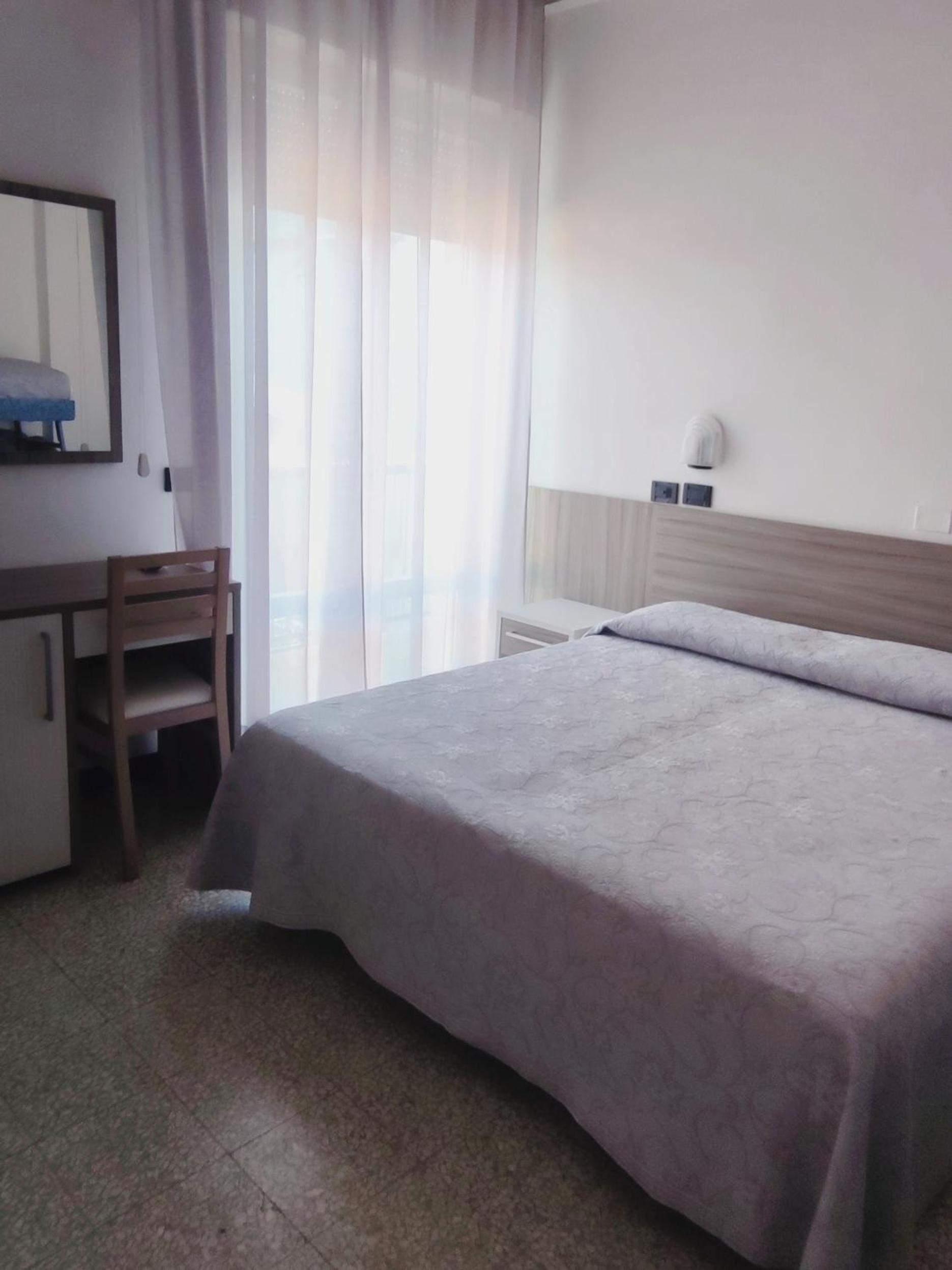 Quadruple Room with Balcony photo 2