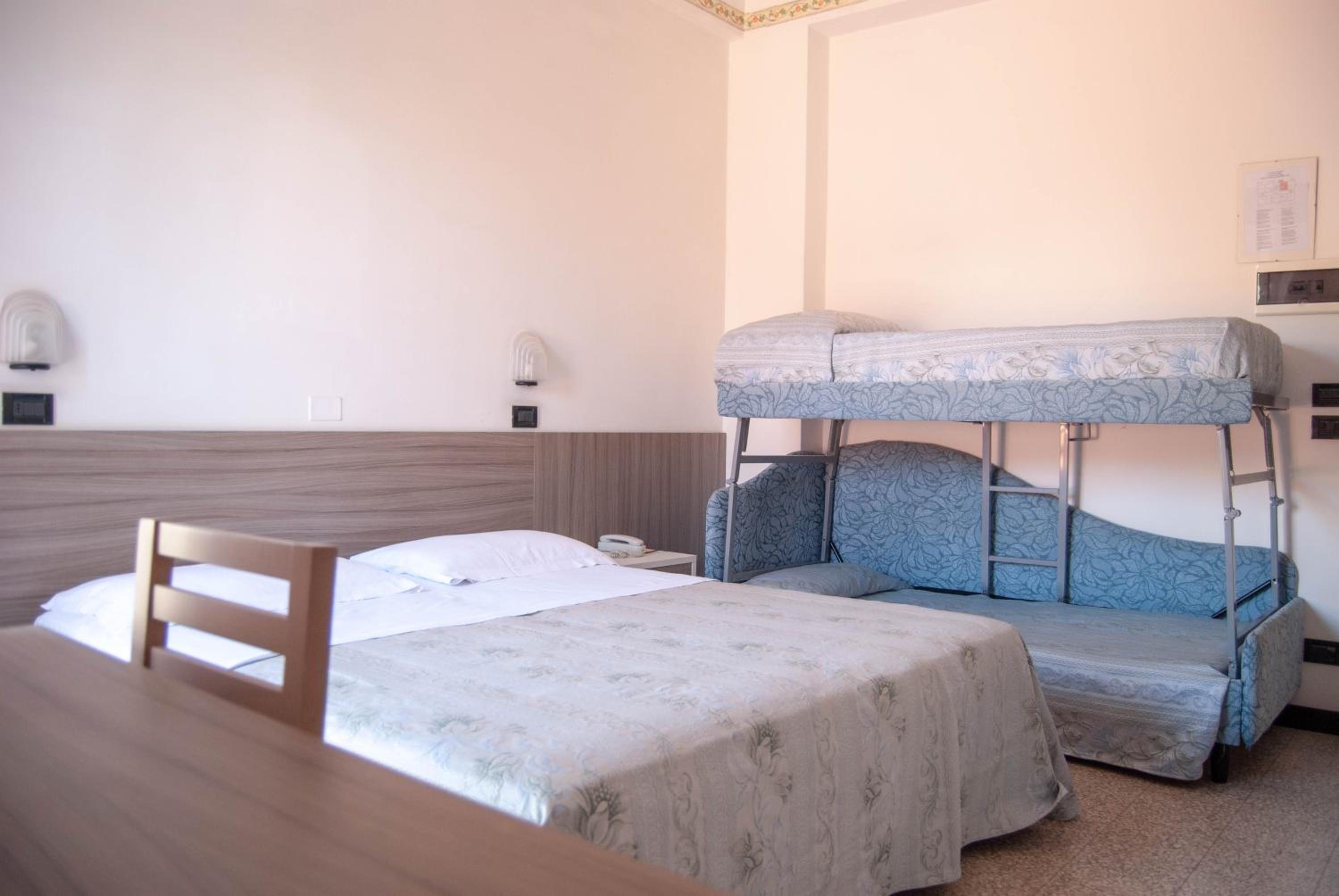 Quadruple Room with Balcony photo 1