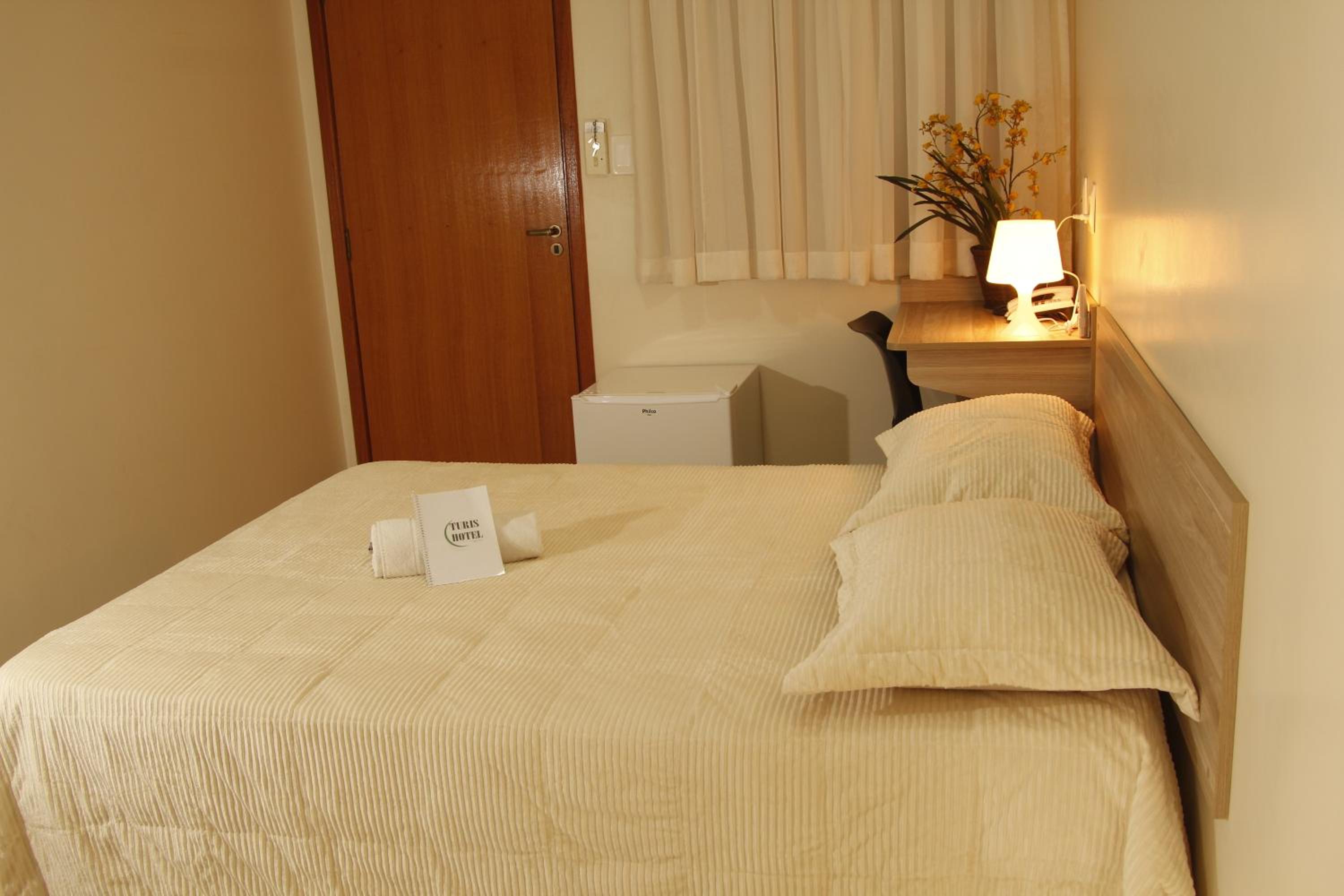 Double or Twin Room photo 3