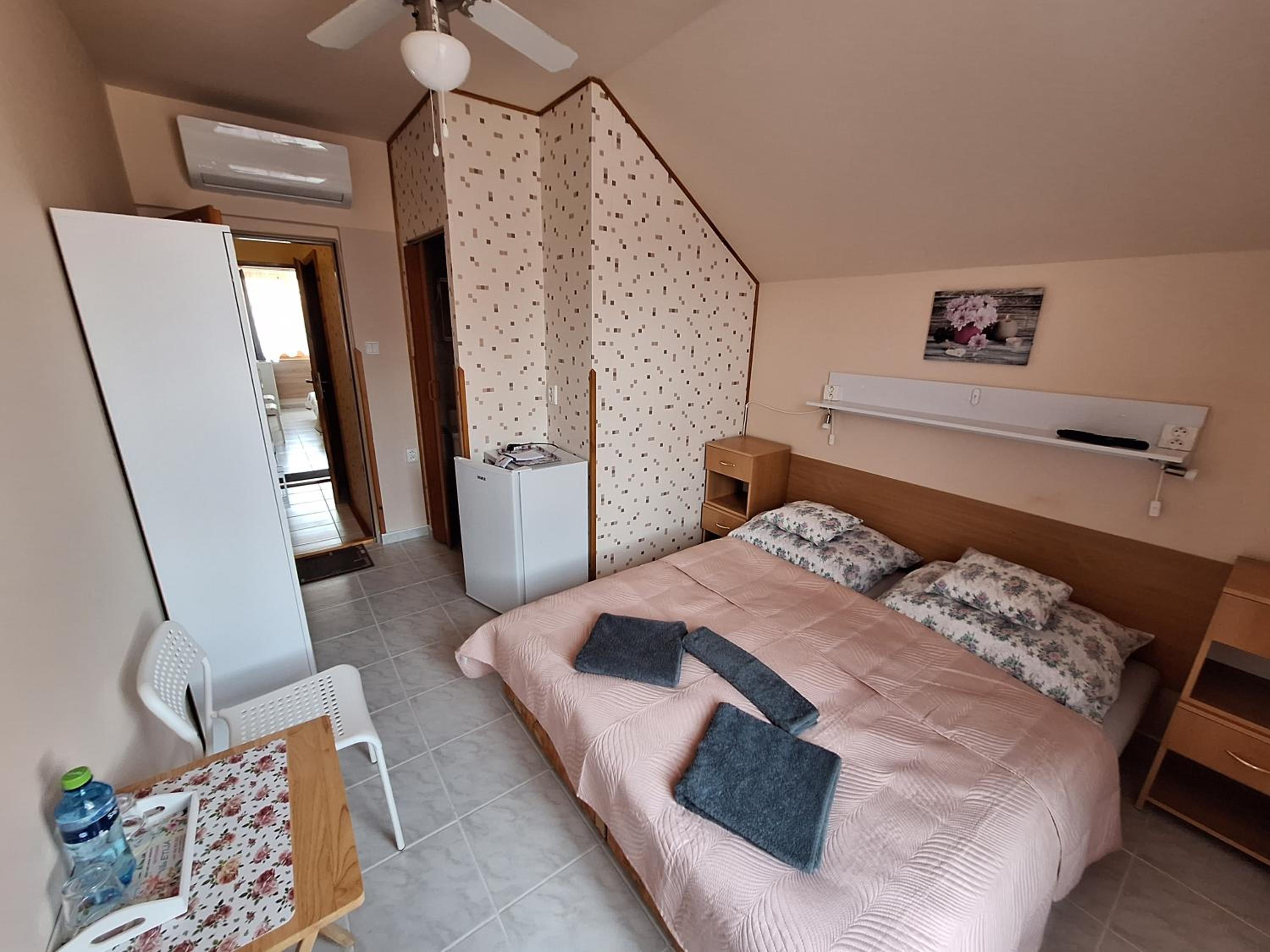 Standard Double or Twin Room with Private Balcony photo 2