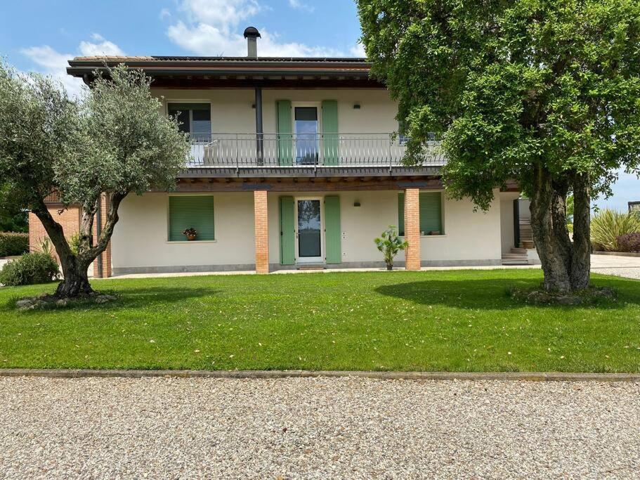Two-Bedroom House photo 2