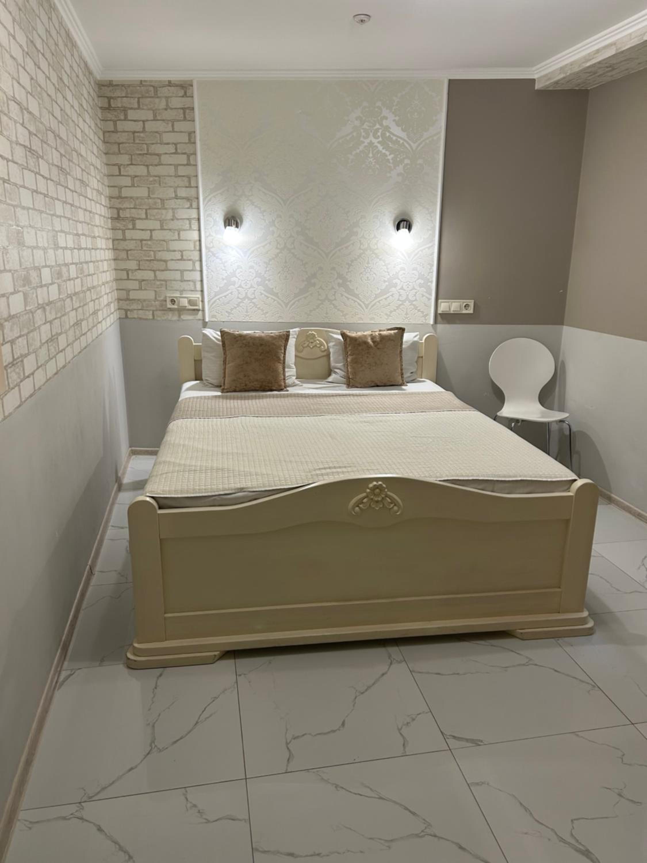 Double Room with Shared Bathroom
