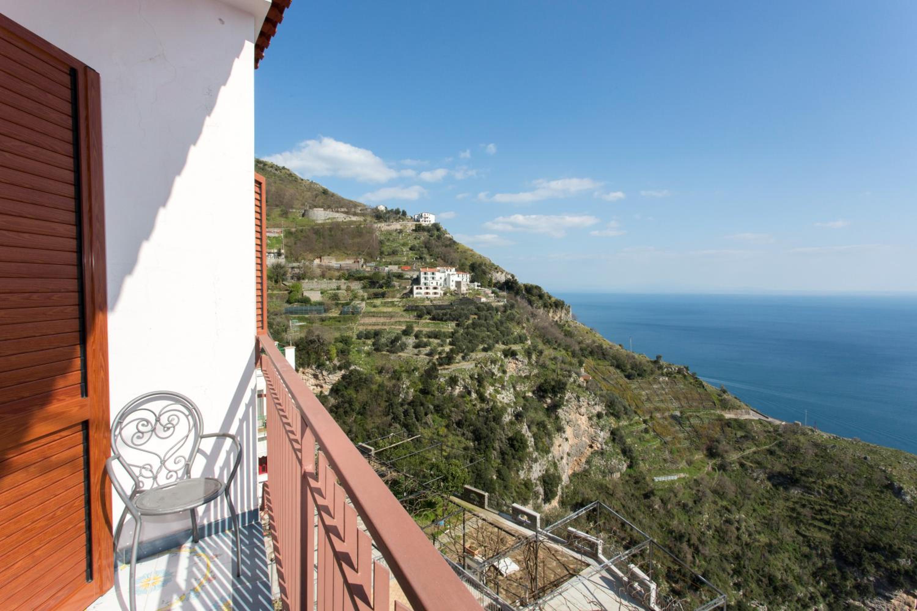 Double Room with Sea View - Photo 5