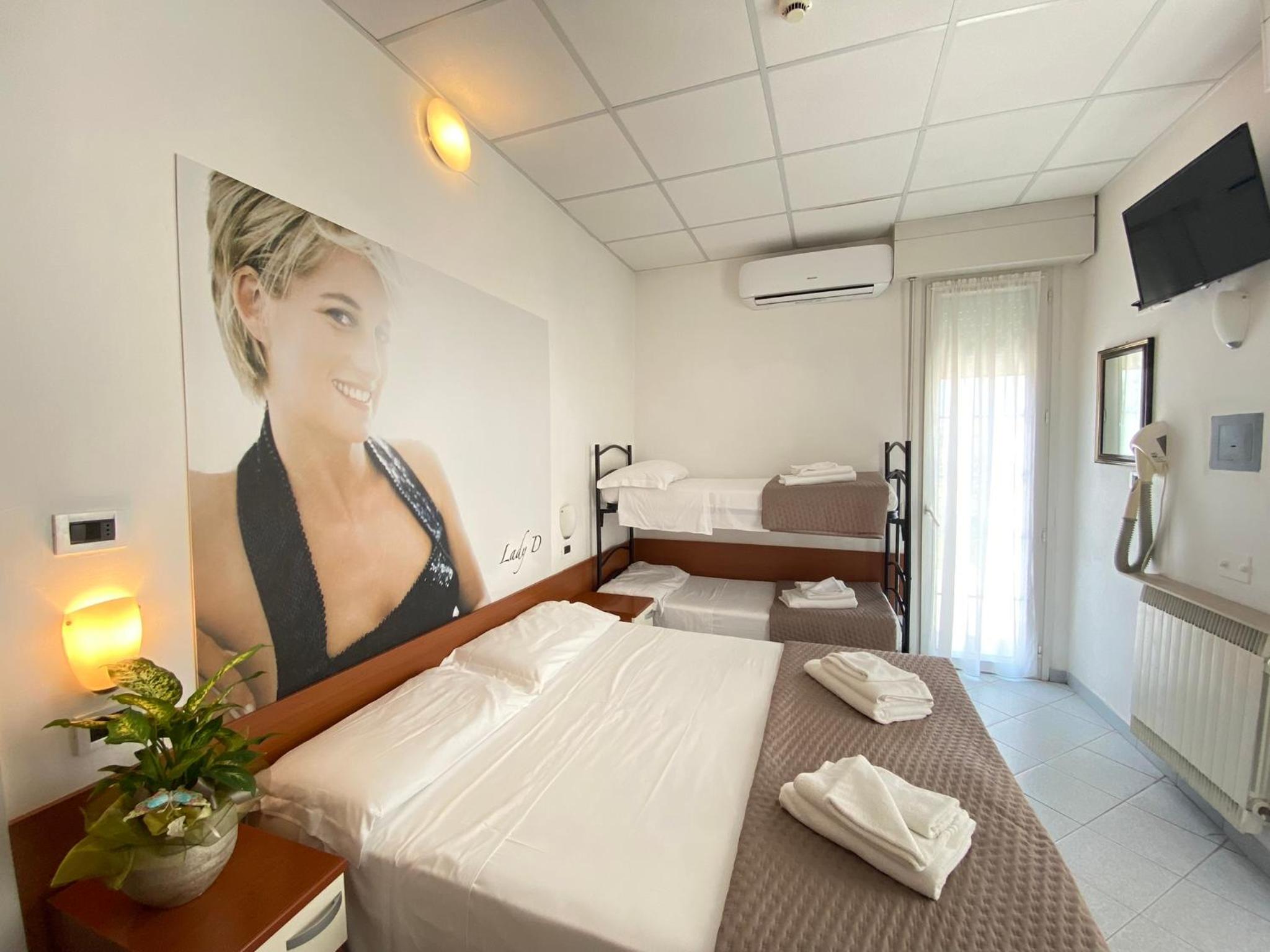 Standard Quadruple Room - Photo 5