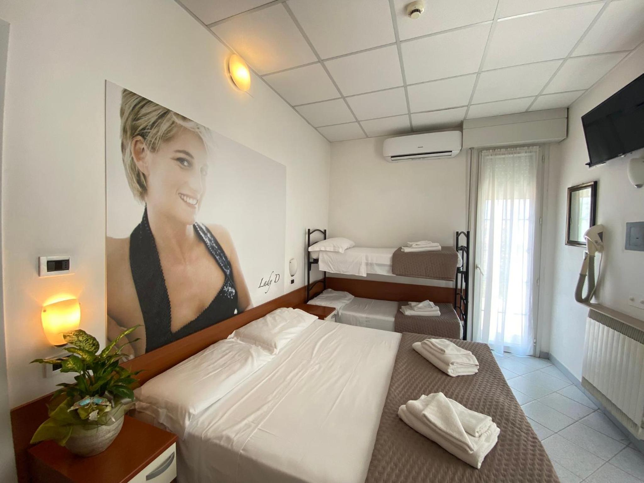 Standard Quadruple Room - Photo 1