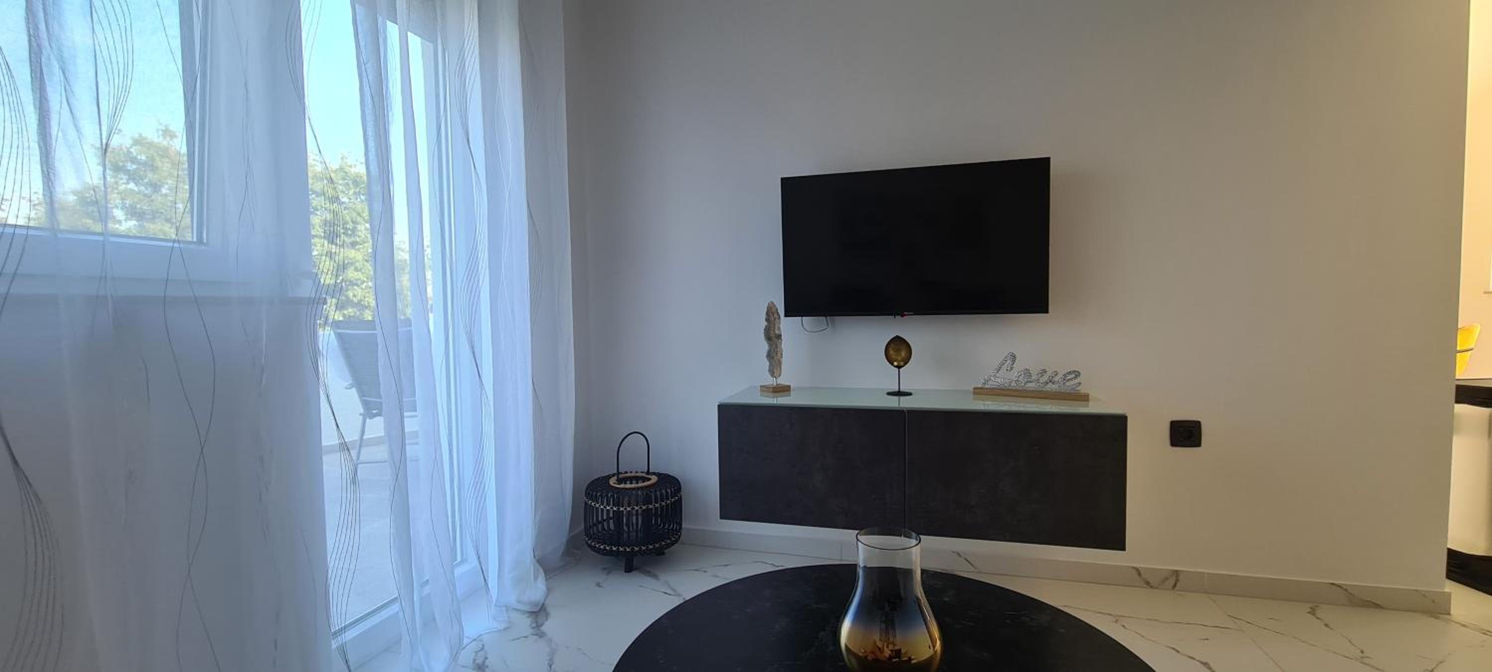 Apartment - Split Level