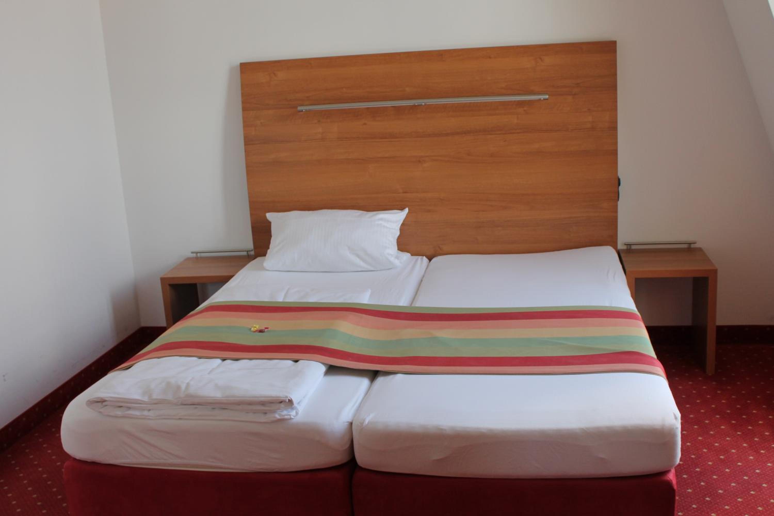 Double Room With Shared Bathroom