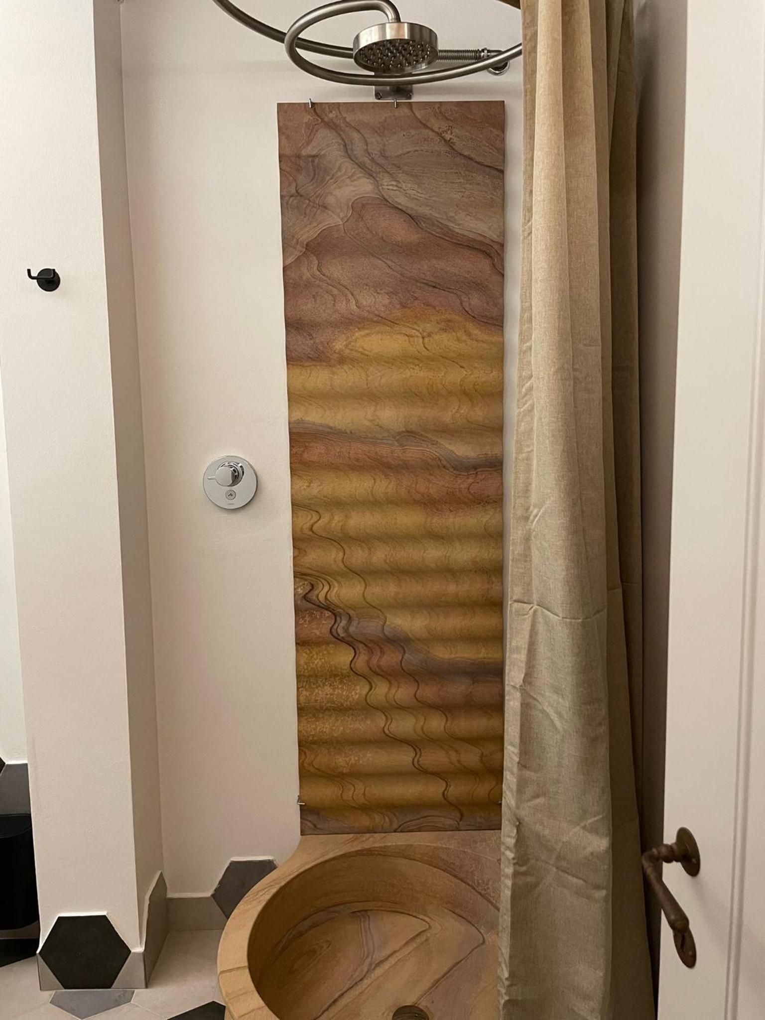 Deluxe Double or Twin Room - Photo 6