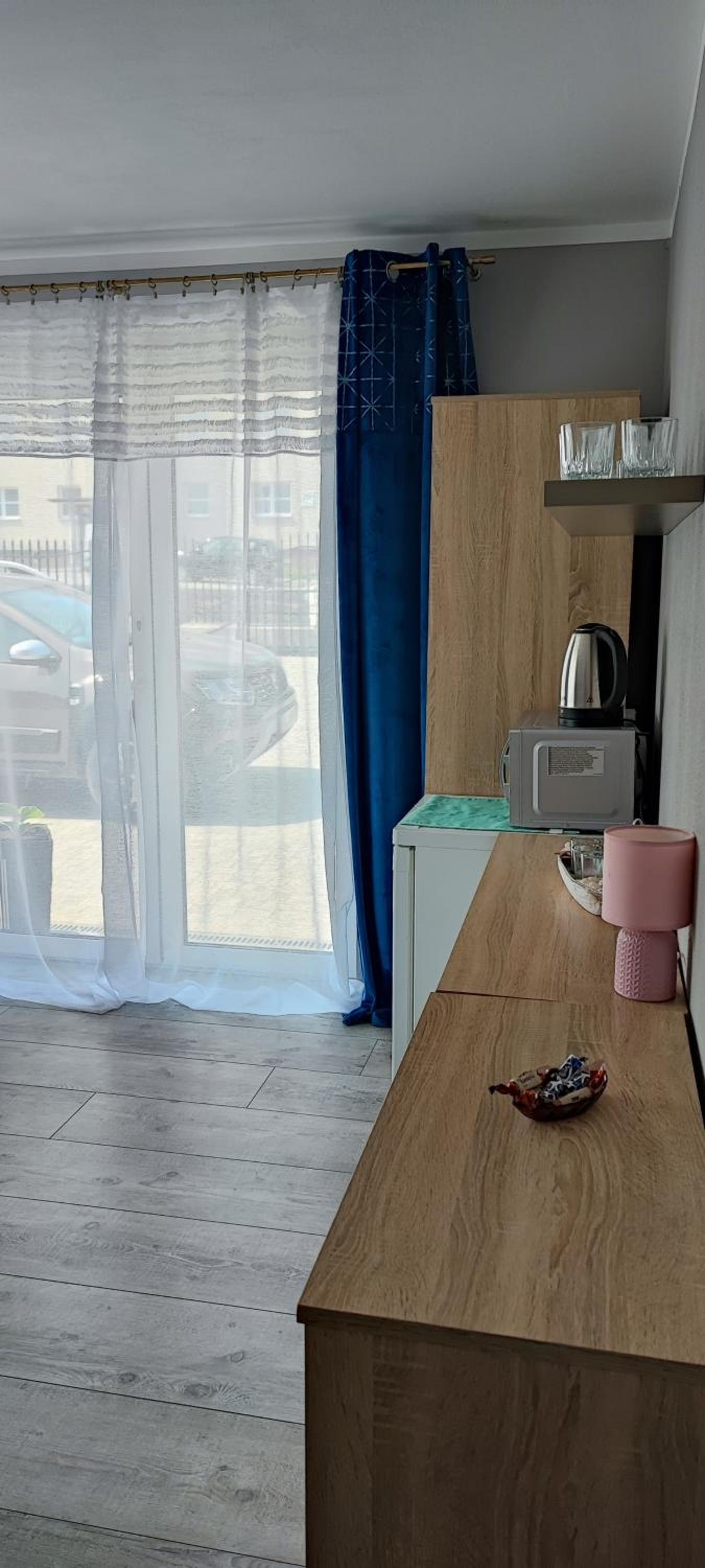 Quadruple Room with Private Bathroom - Photo 7