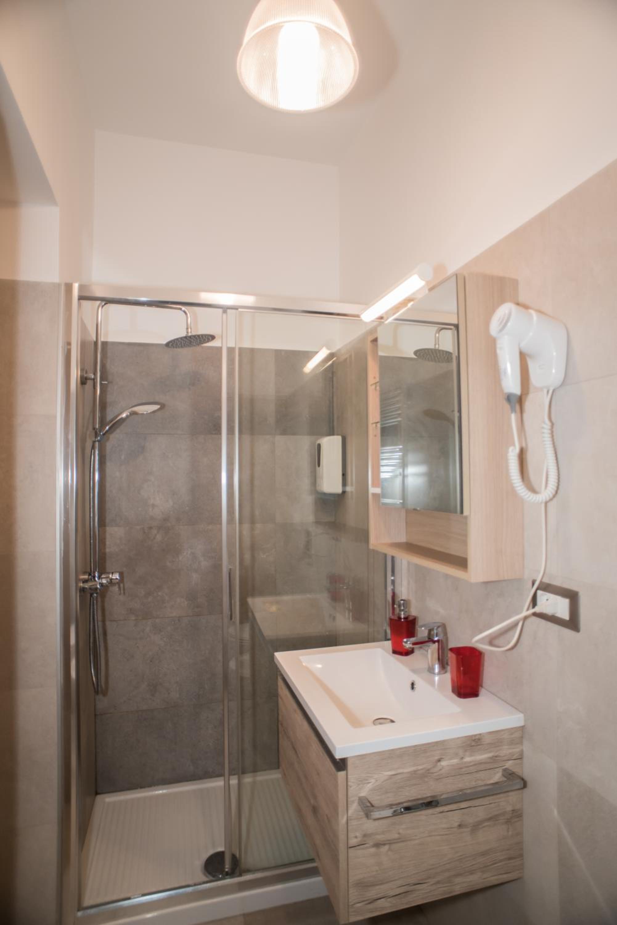 Double Room with Private Bathroom photo 2