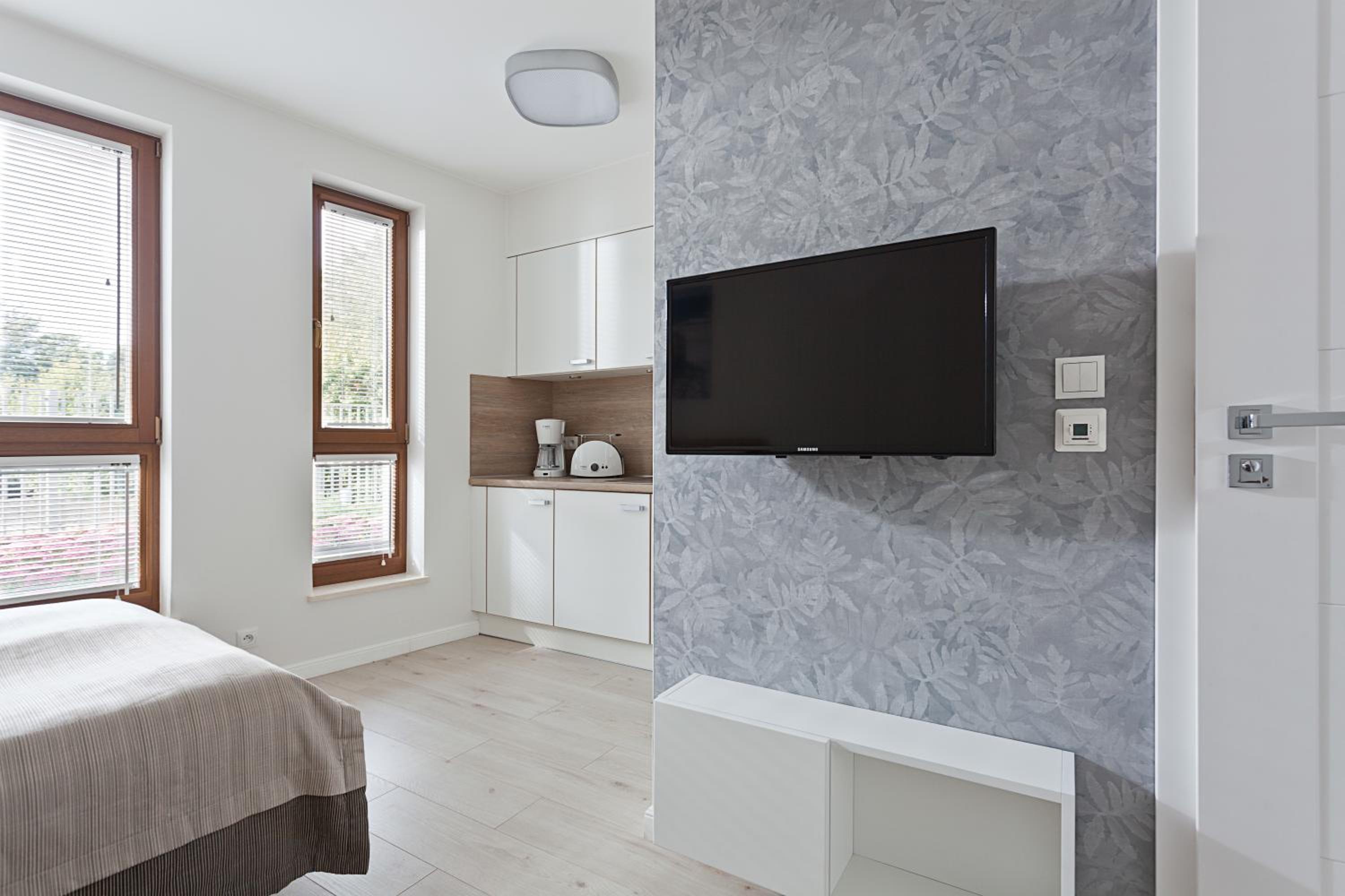 Basic Apartment photo 1