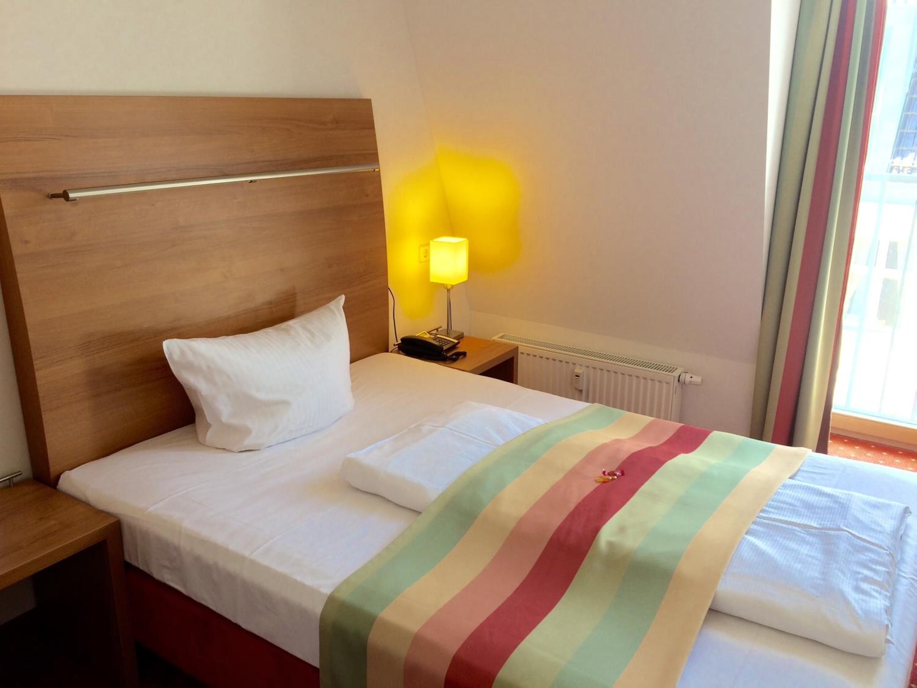 Triple Room with Shared Bathroom