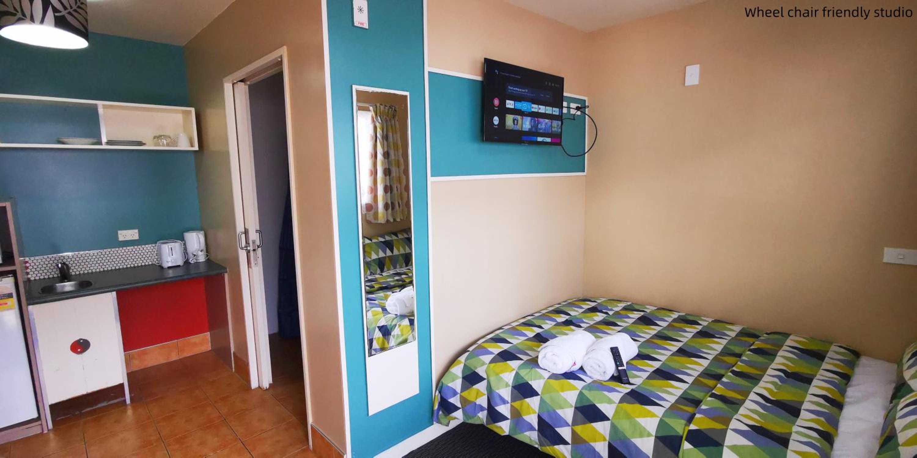 Accessible Double Studio - Photo 5