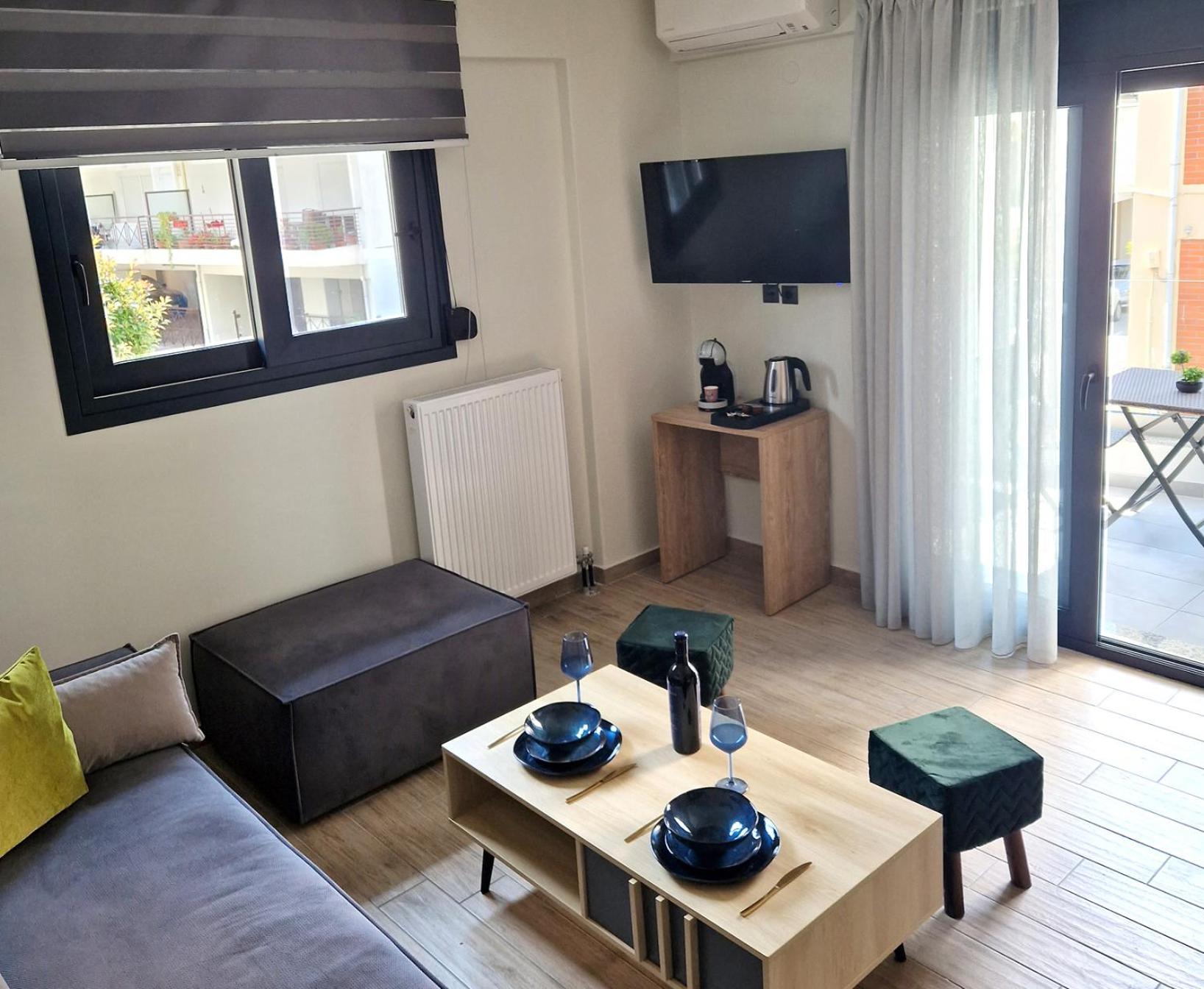 Apartment with Balcony - Photo 19