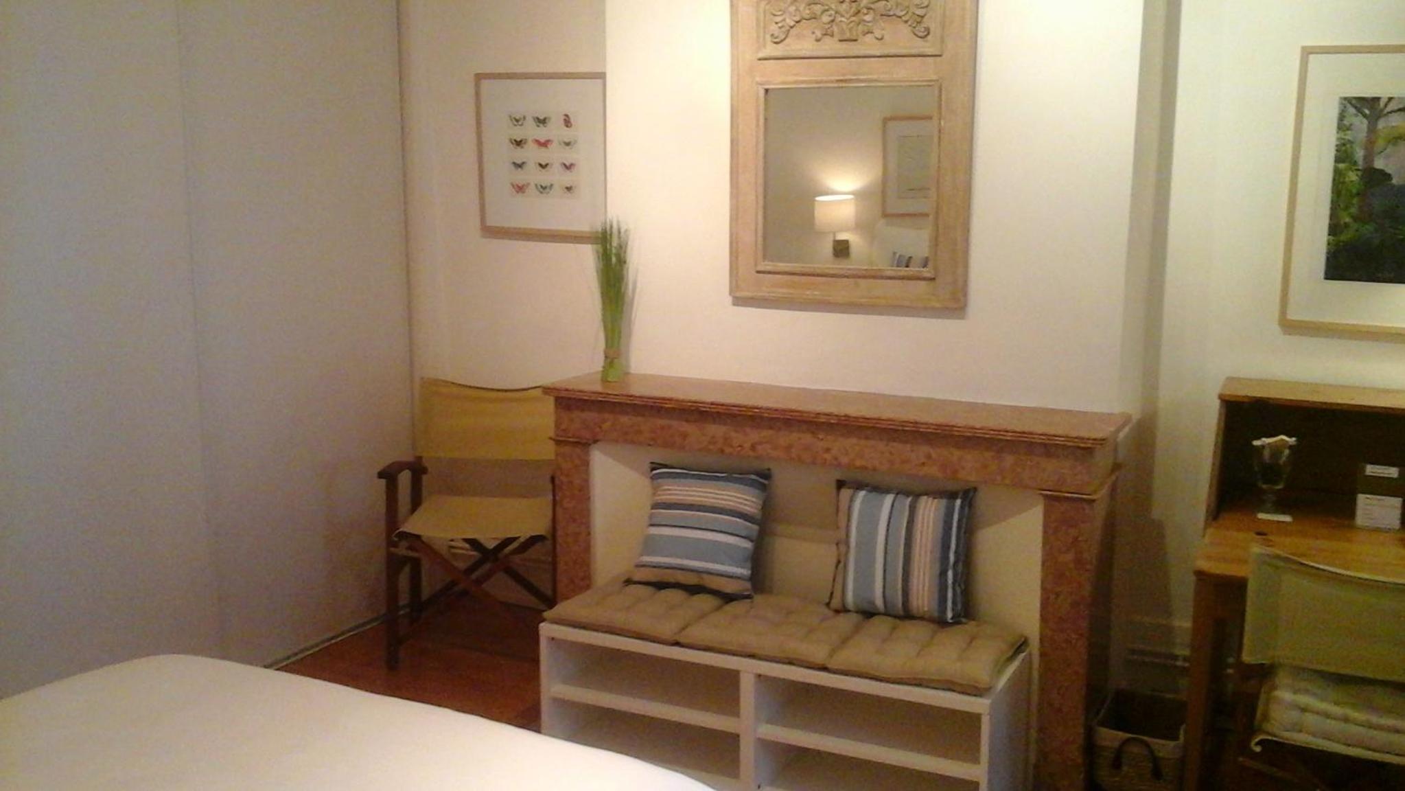 Apartment photo 2