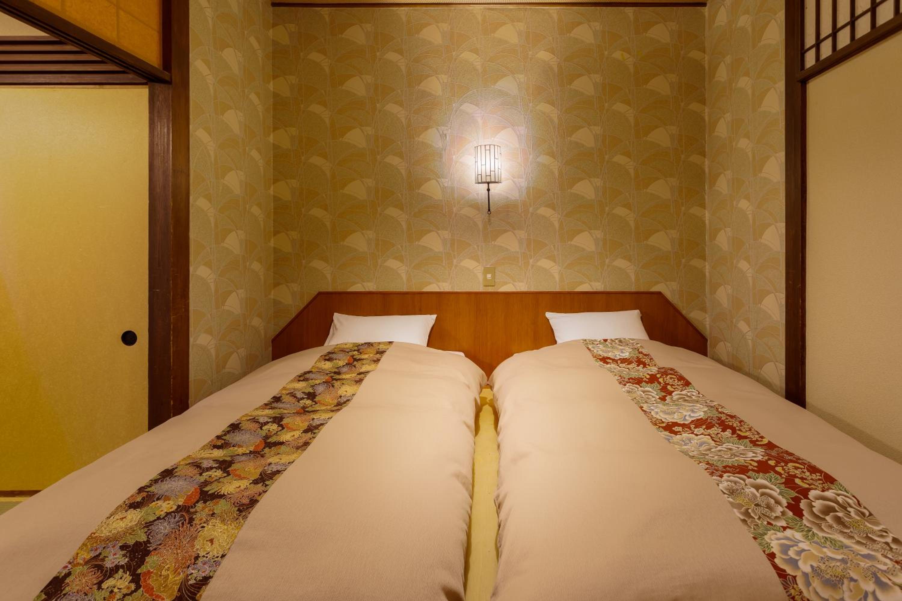 Superior Twin Room with Open Air Bath - Sea View