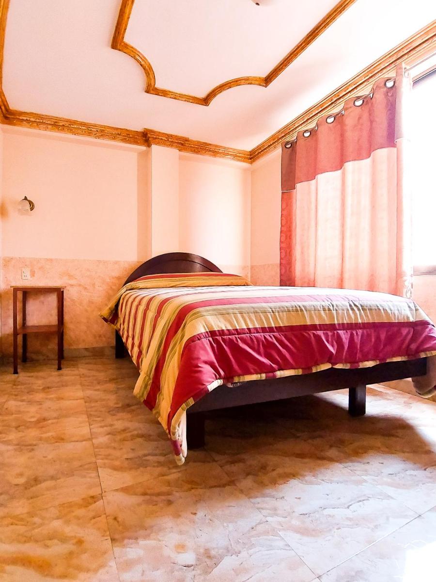 Single Room with Private Bathroom photo 1