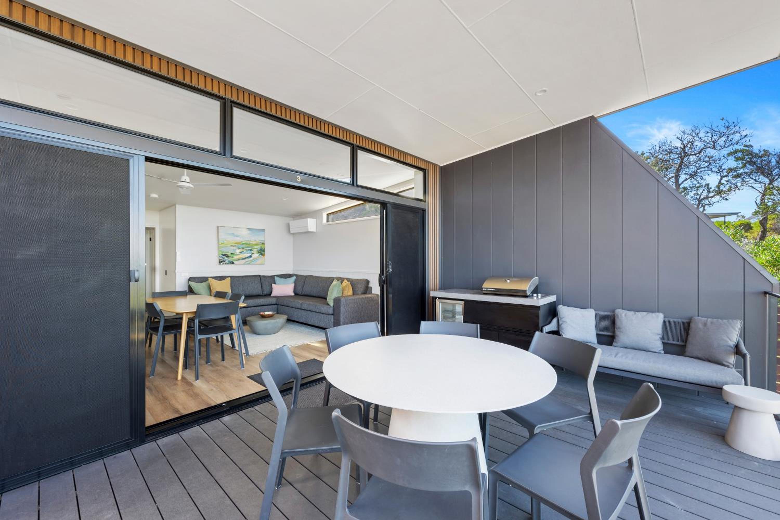 3 Bedroom Coastal View Villa photo 2