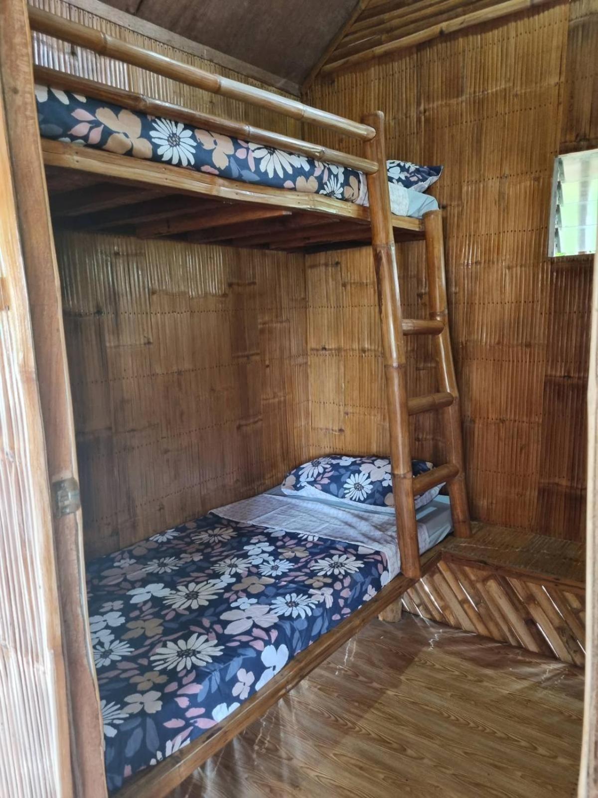 Economy Quadruple Room with Shared Bathroom