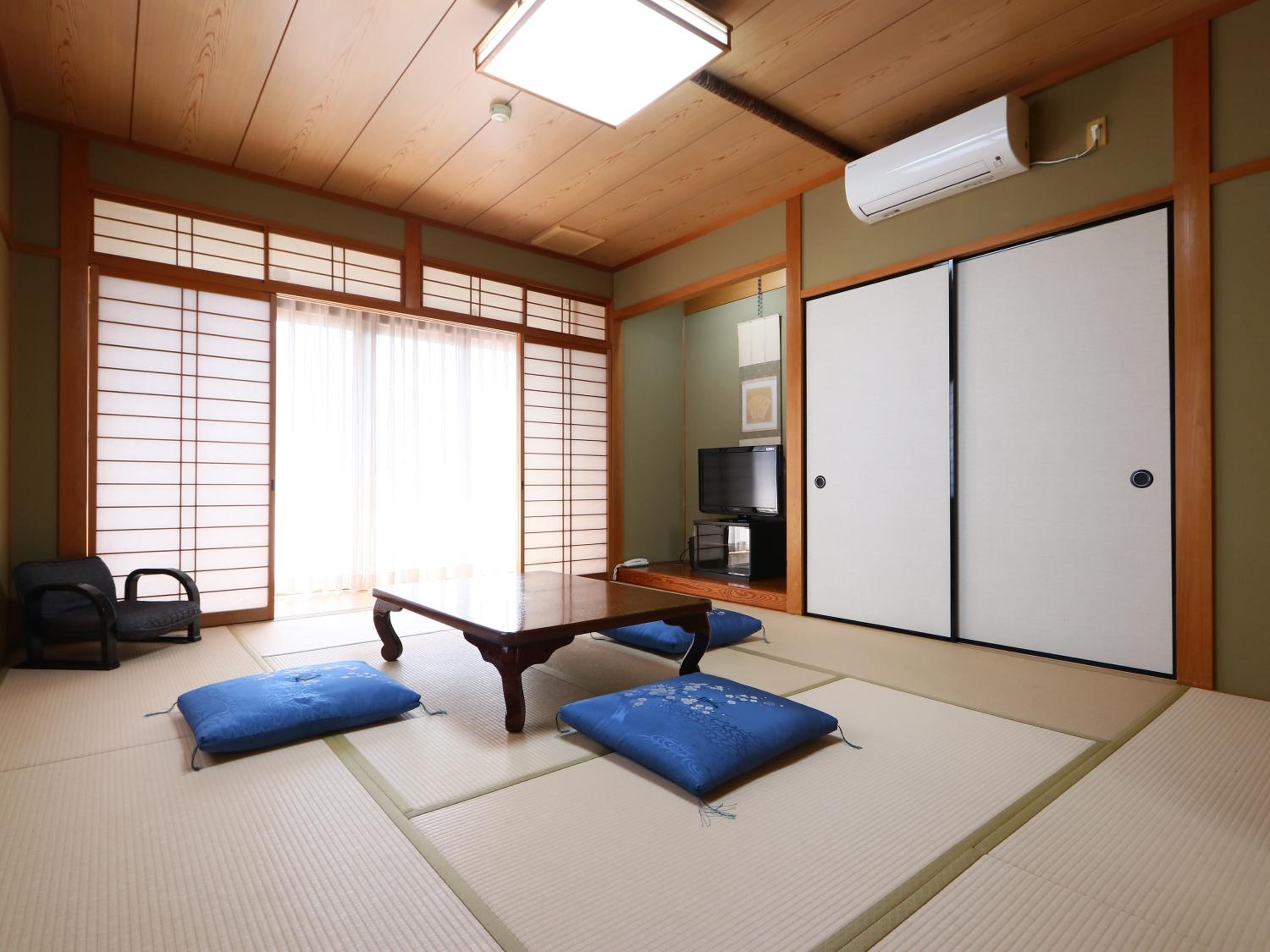 Family Room With Shared Bathroom