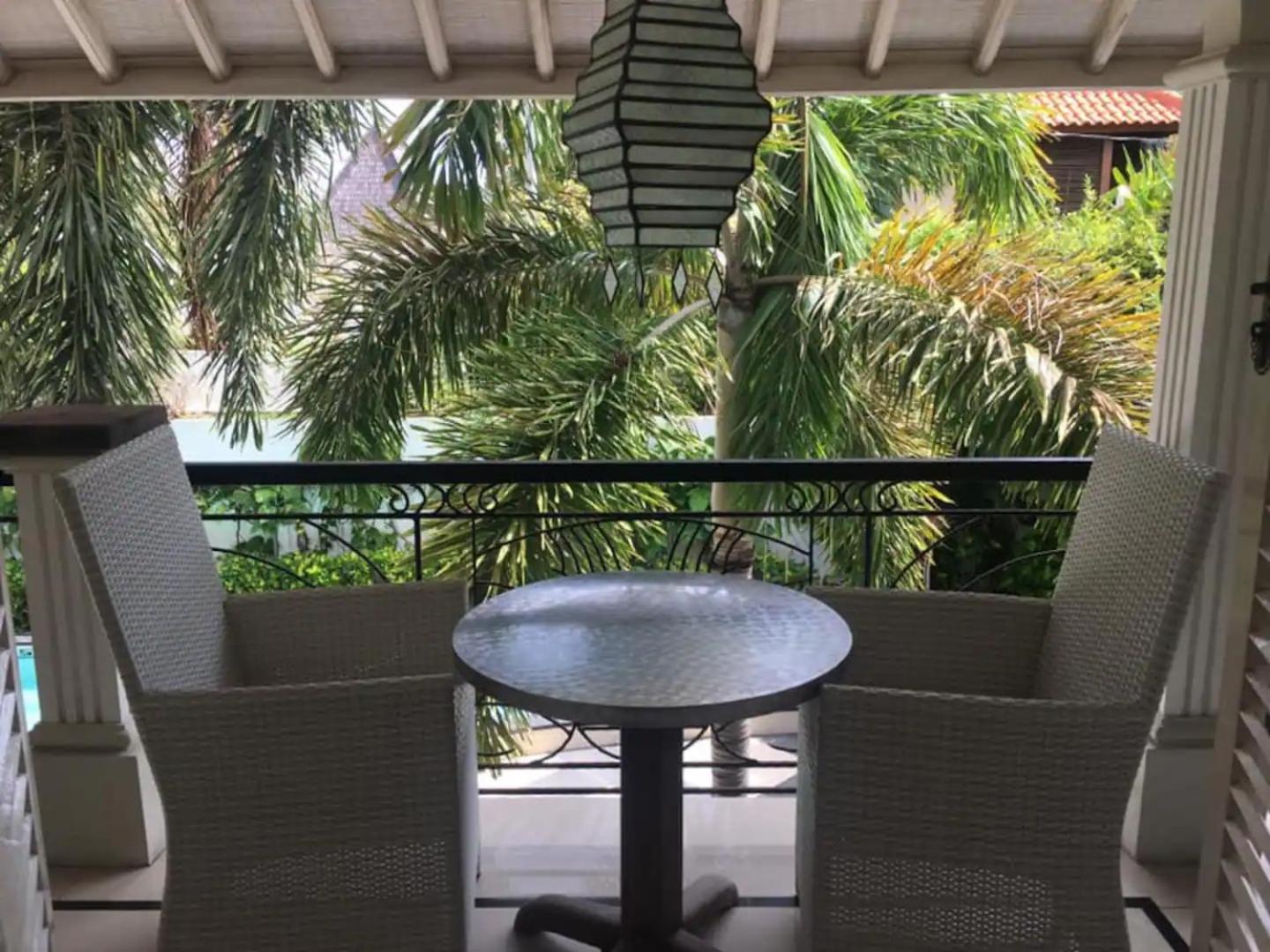 Studio with Balcony - Photo 8