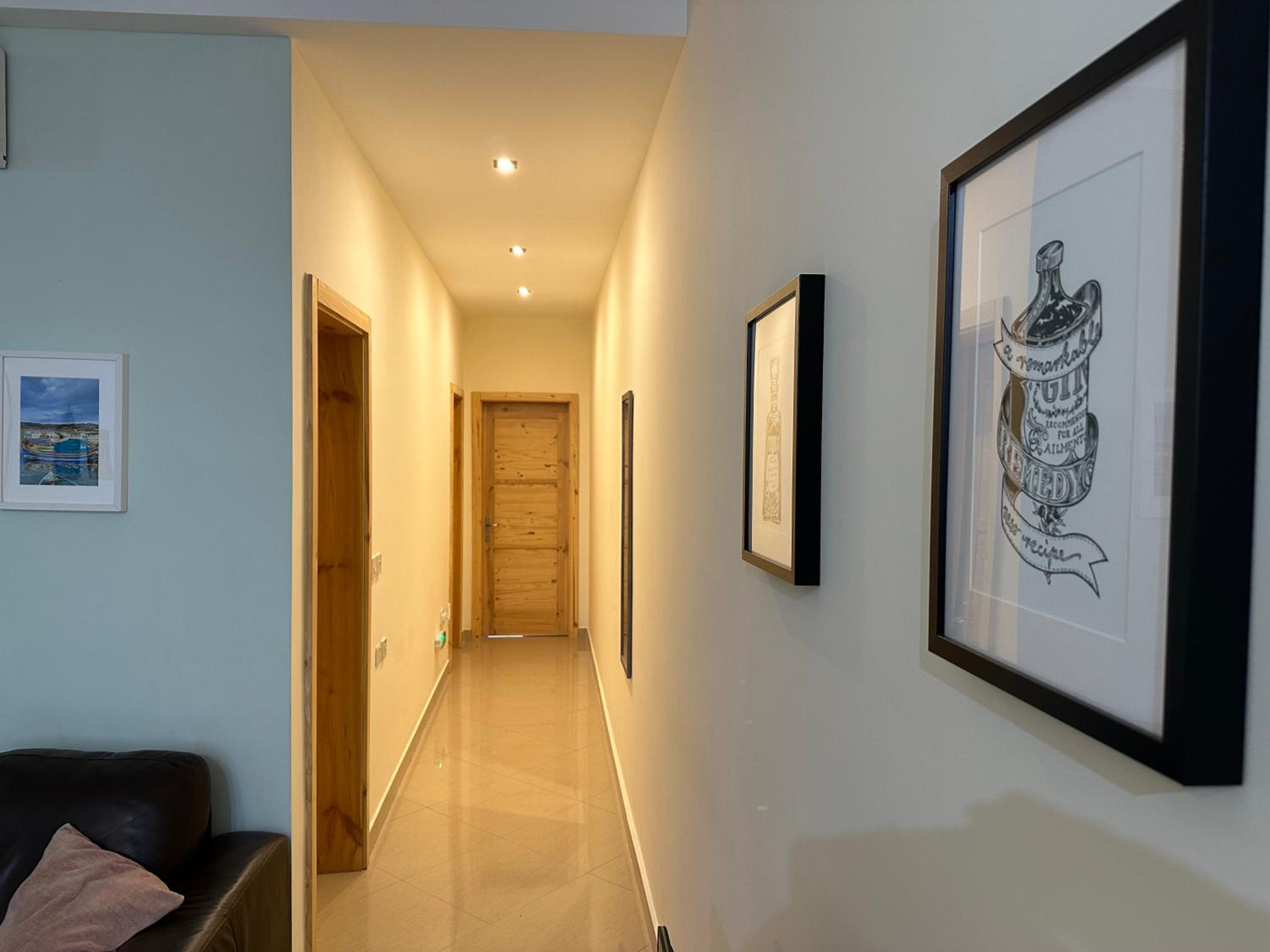 Three-Bedroom Apartment - Photo 8