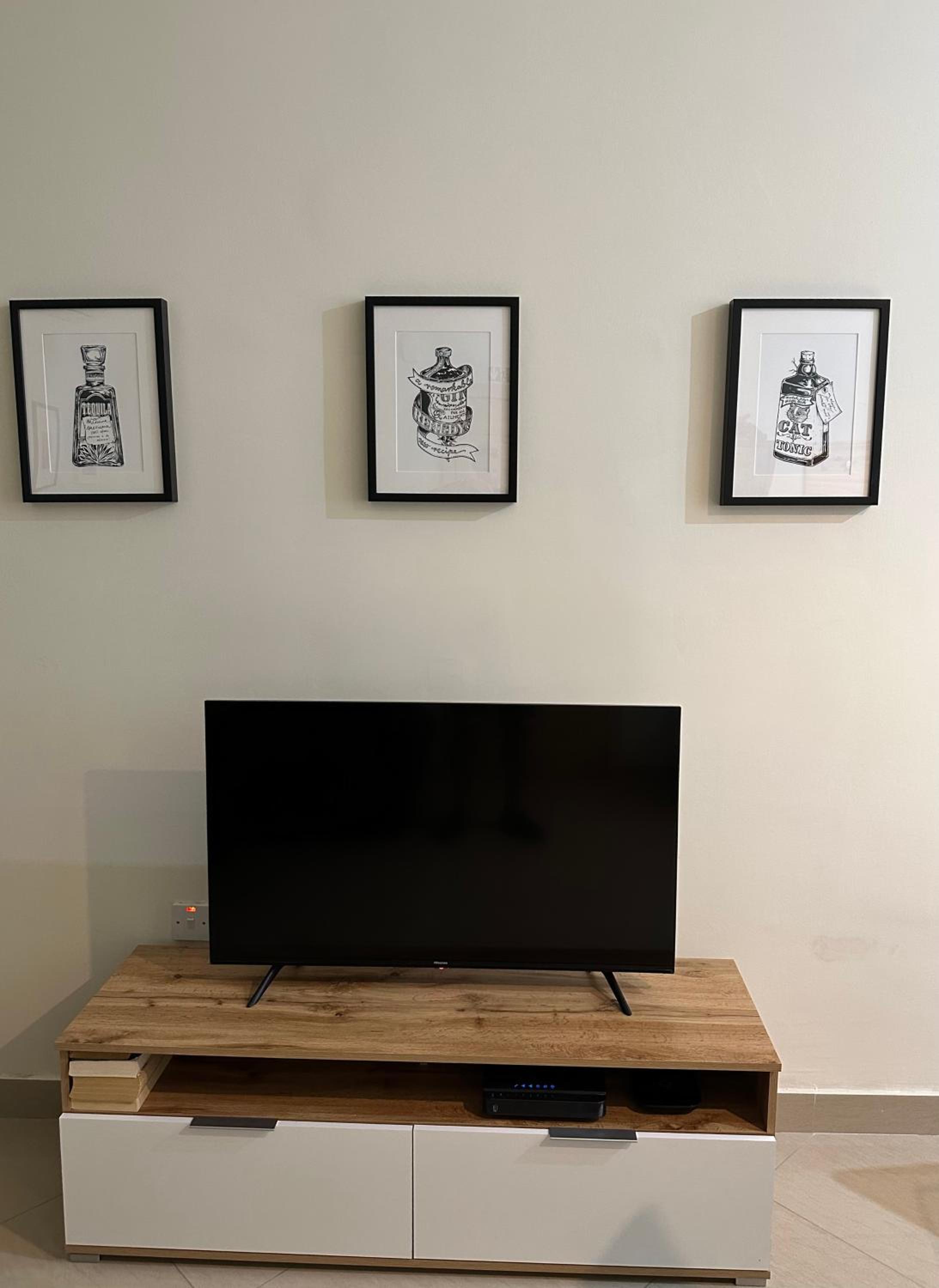 Three-Bedroom Apartment - Photo 9