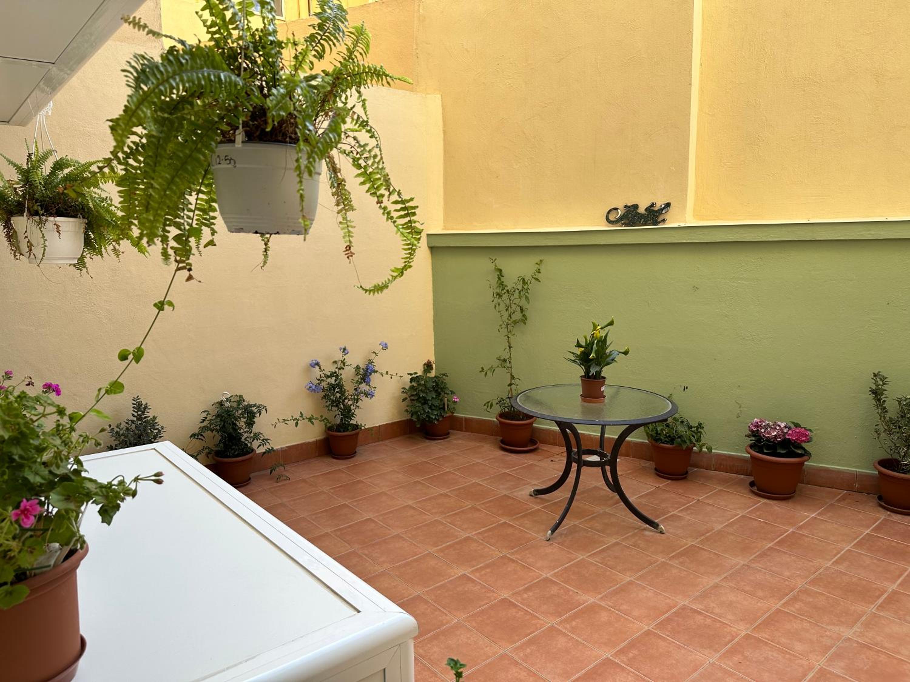 Three-Bedroom Apartment - Photo 17