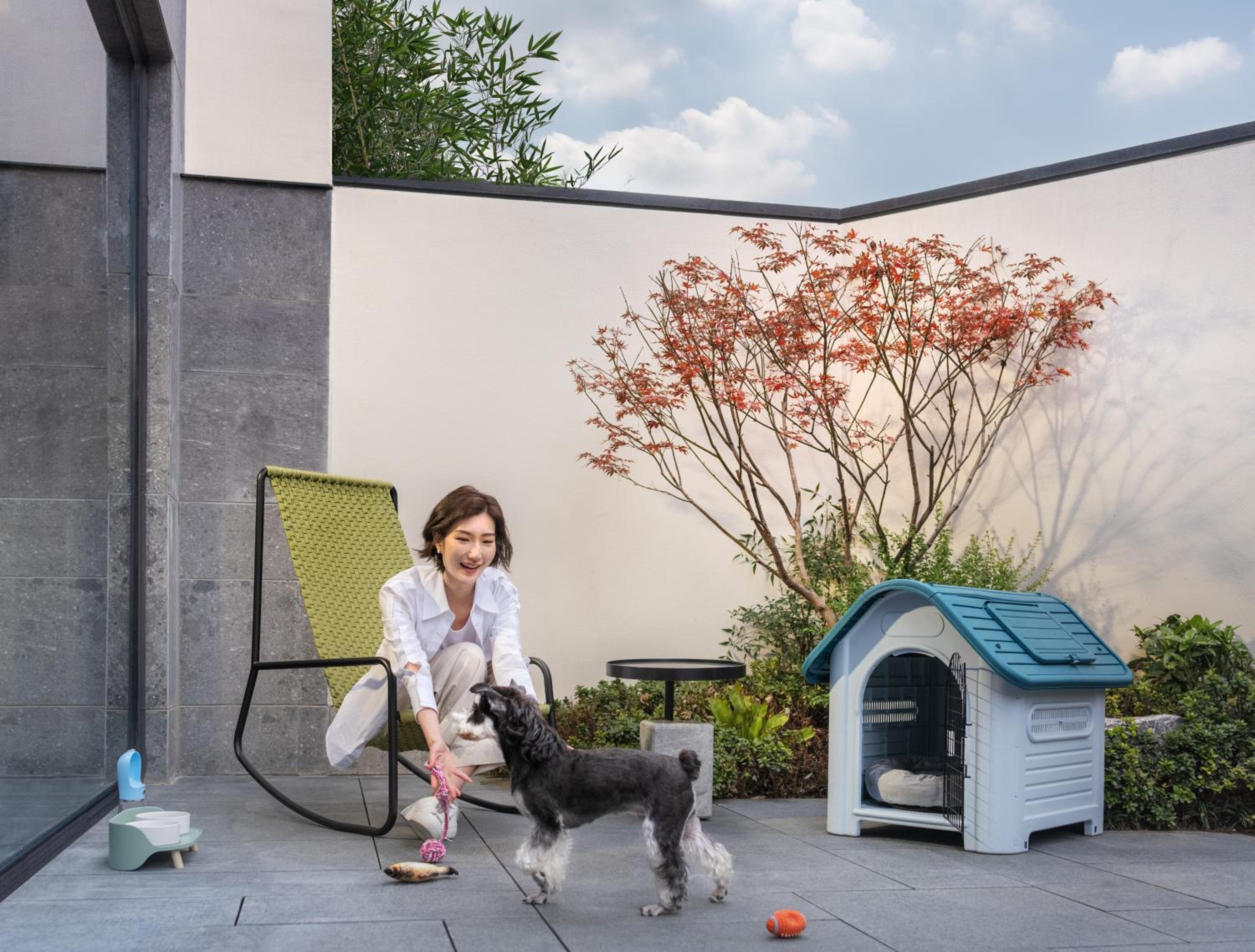 Double Room with Two Double Beds and Outdoor Living Area - Pet Friendly - Photo 2