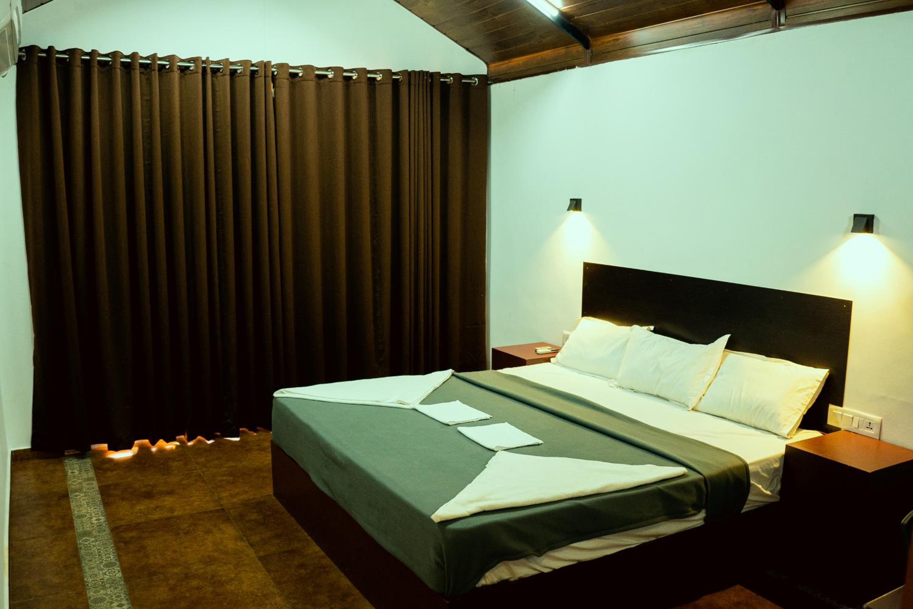 Superior Double Room - Photo 8