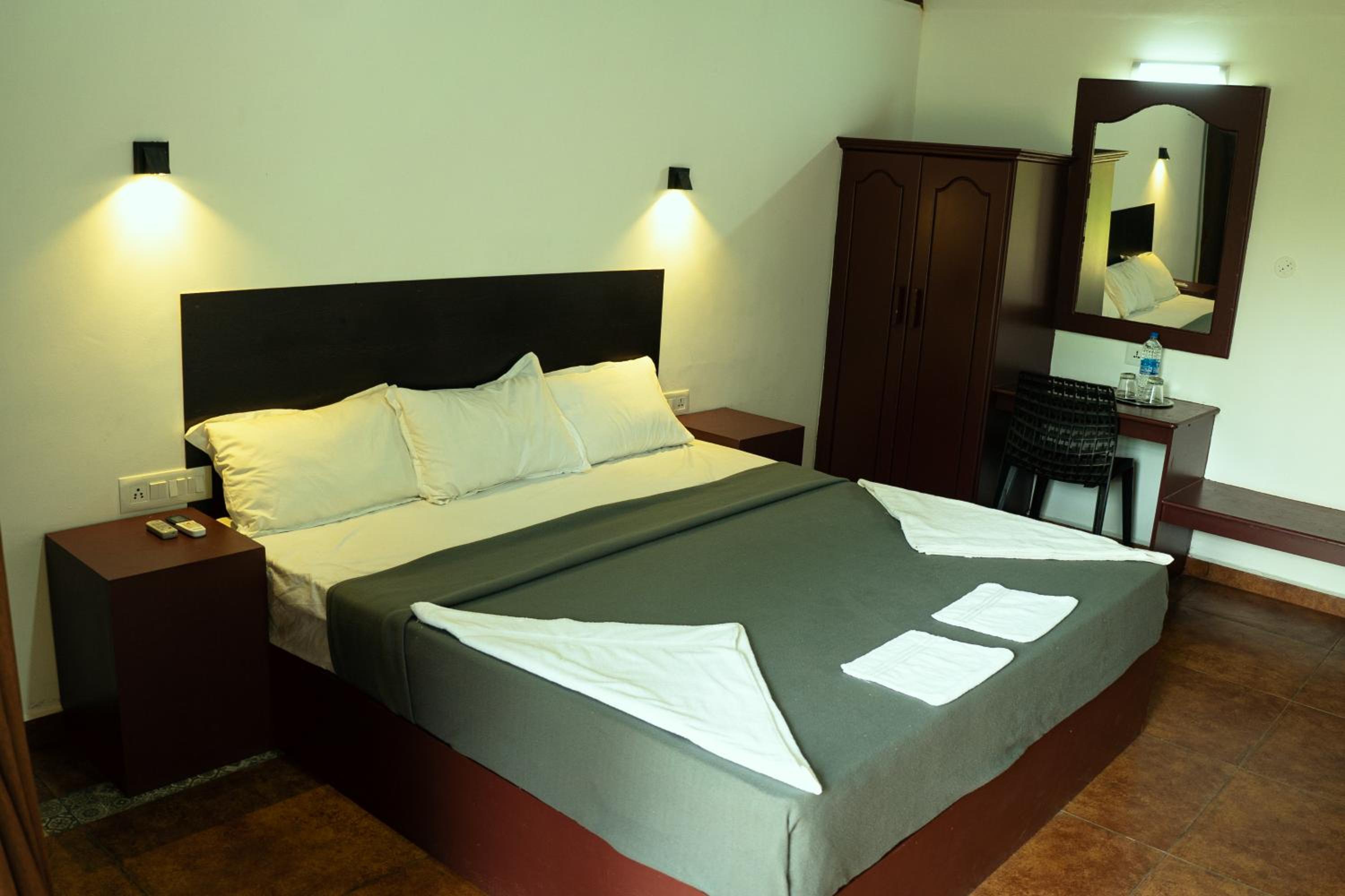 Superior Double Room - Photo 11