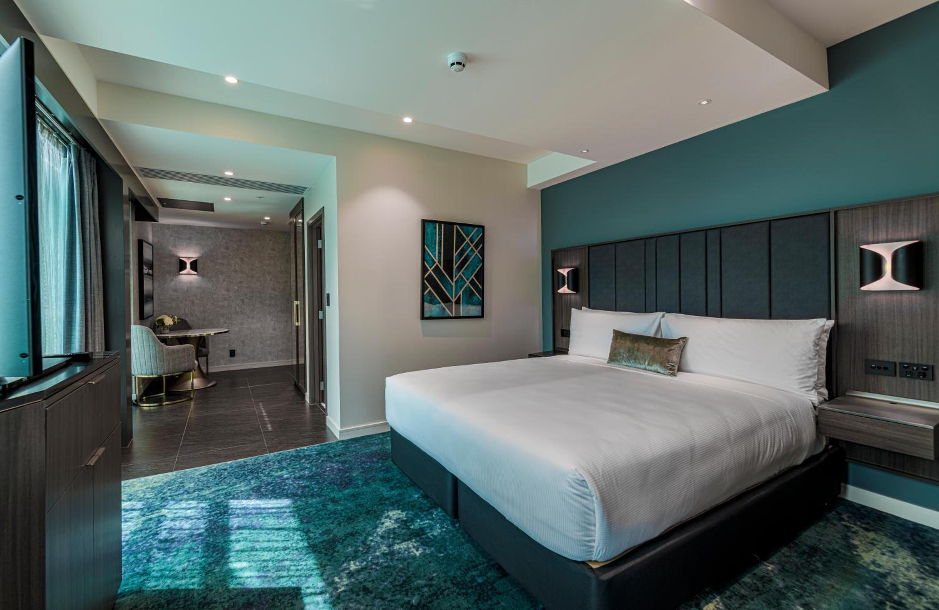 Superior King Room - Photo 2