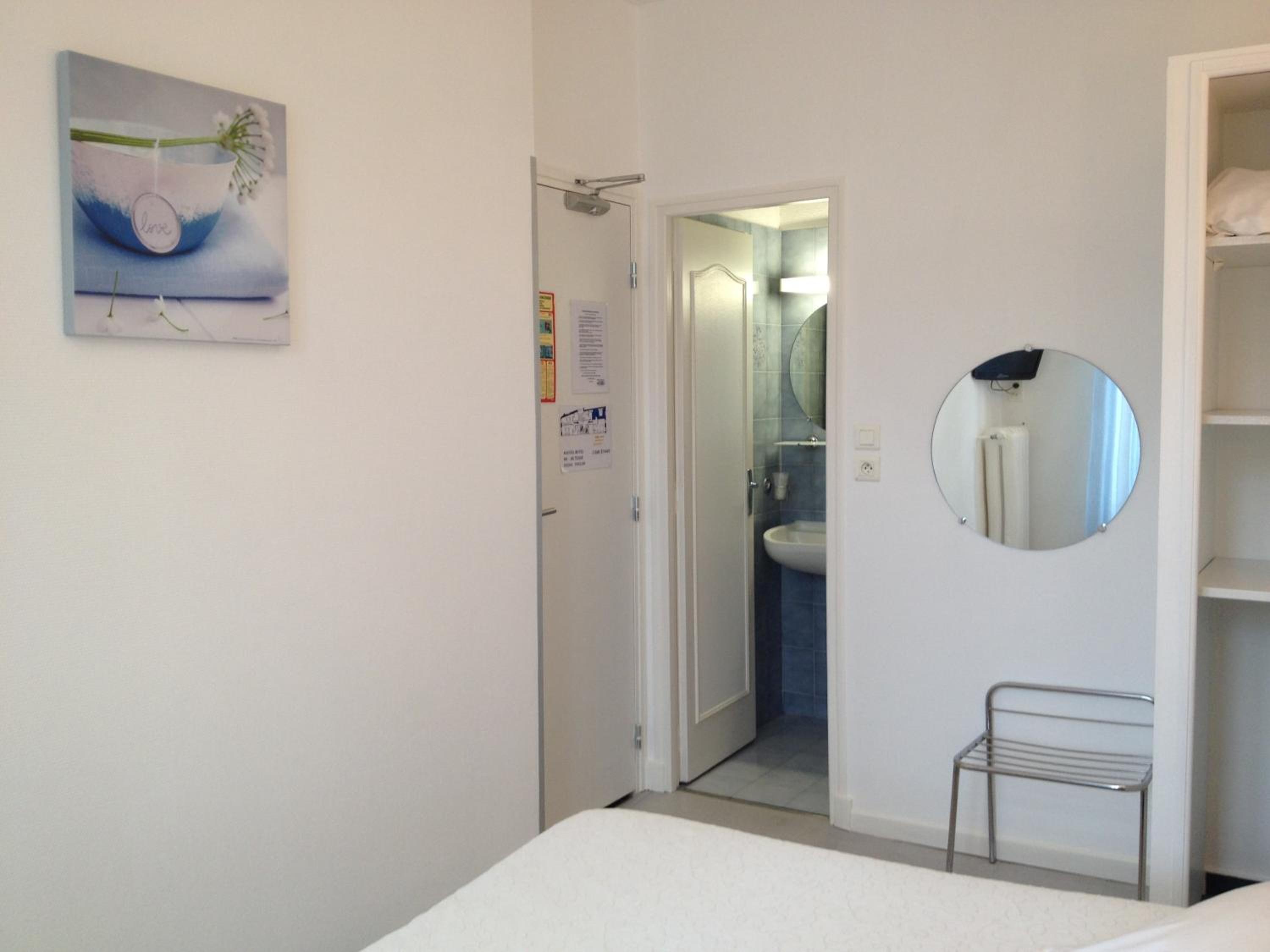Junior Double Room - Photo 9