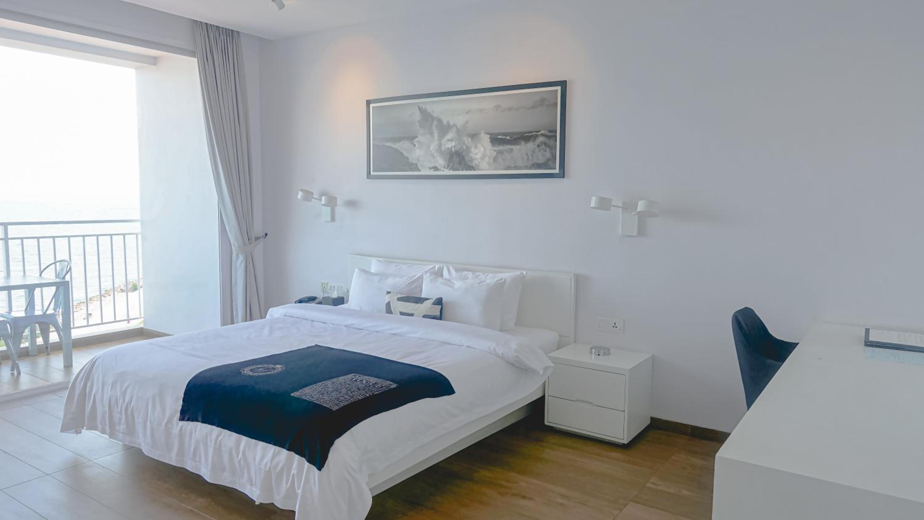 Deluxe Double Room with Bath photo 1