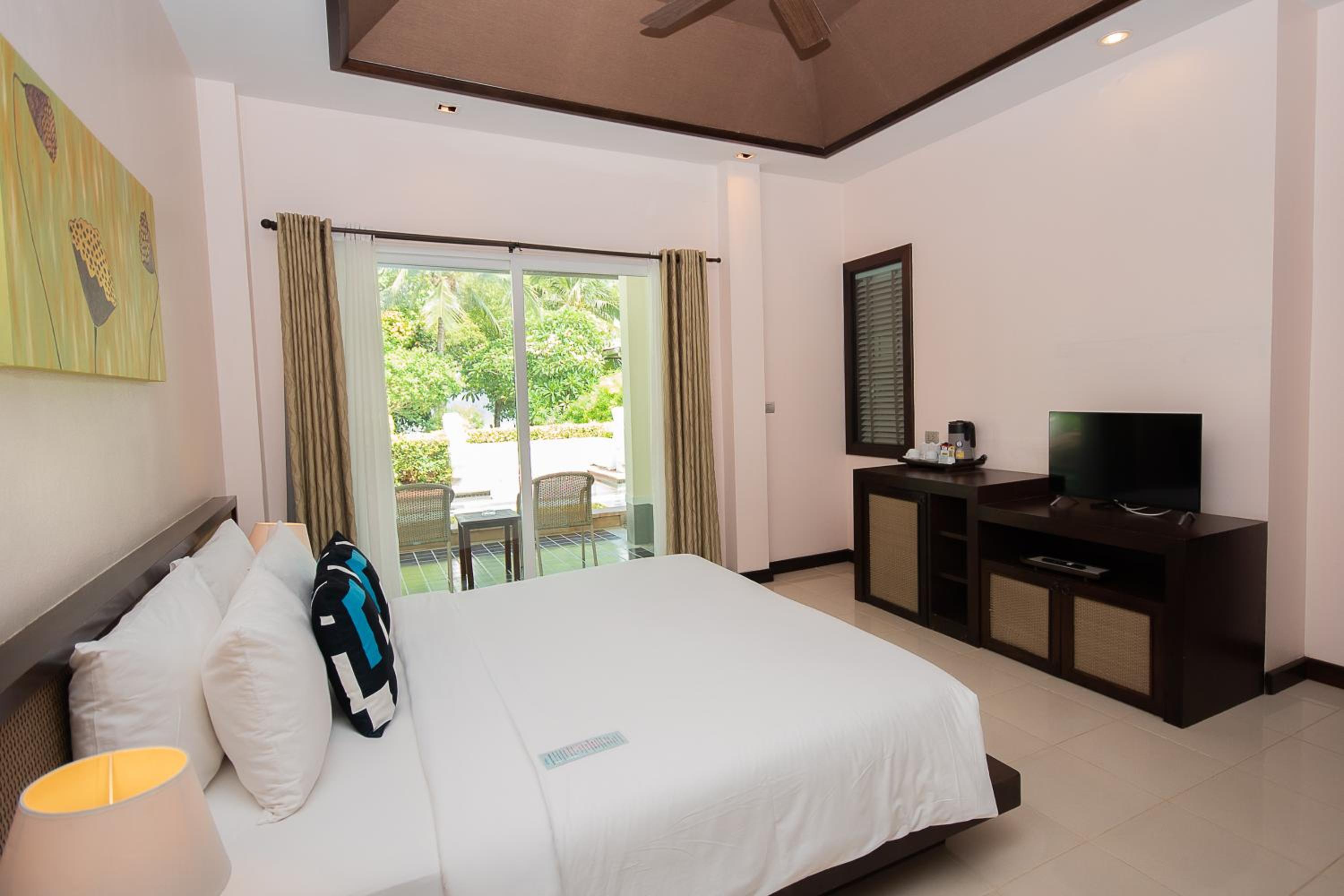 Jacuzzi Villa - Photo 5