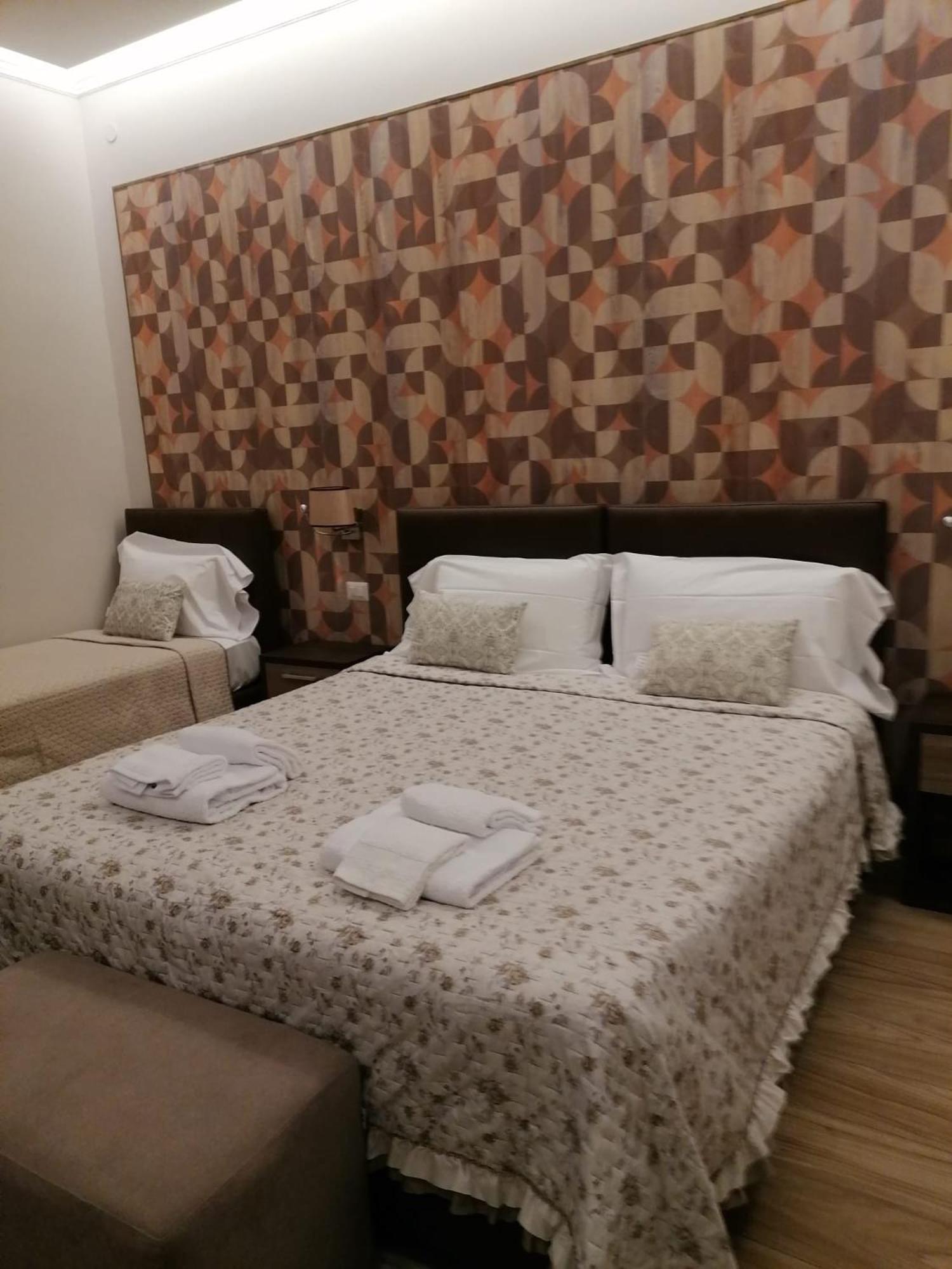 Triple Room with Private Bathroom photo 1