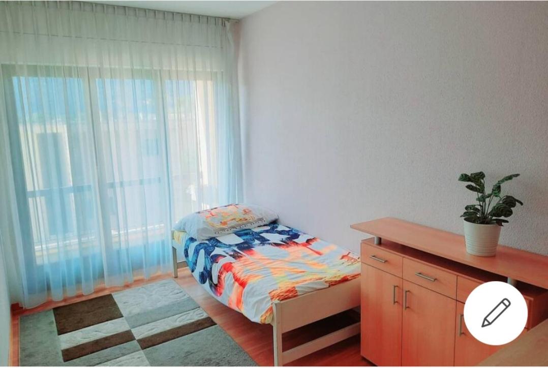 Deluxe Single Room with Balcony photo 1