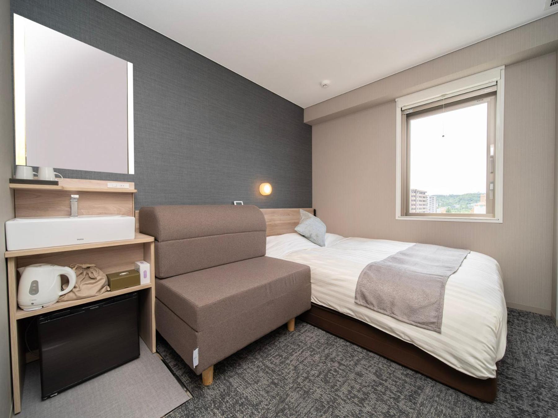 Standard Double Room with Sofa - Non-Smoking photo 1
